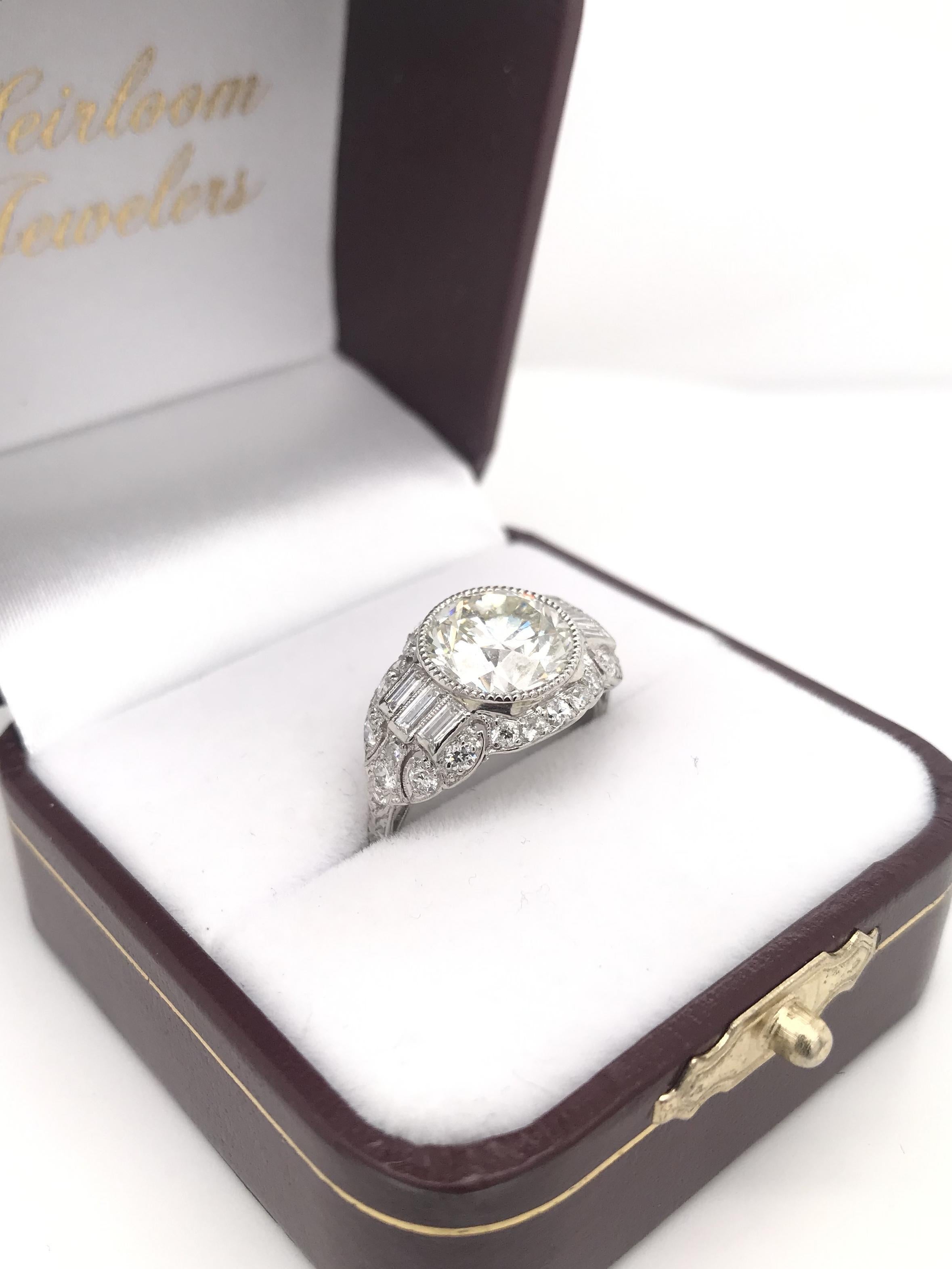 Antique Art Deco 3.20 Carat Diamond Platinum Ring 3