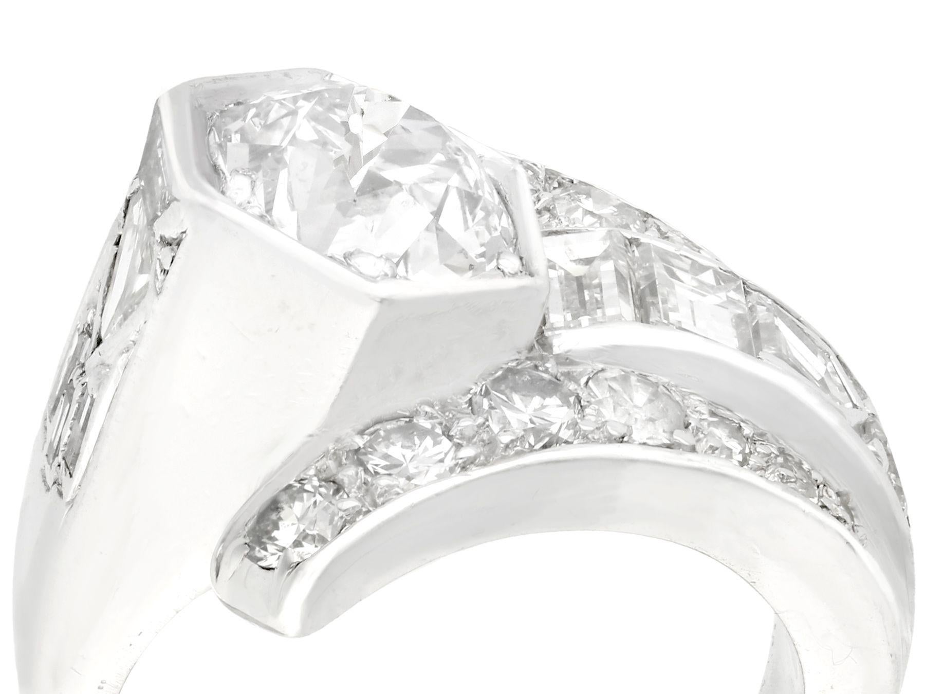 Old European Cut Antique Art Deco 3.24 Carat Diamond and Platinum Cocktail Ring For Sale
