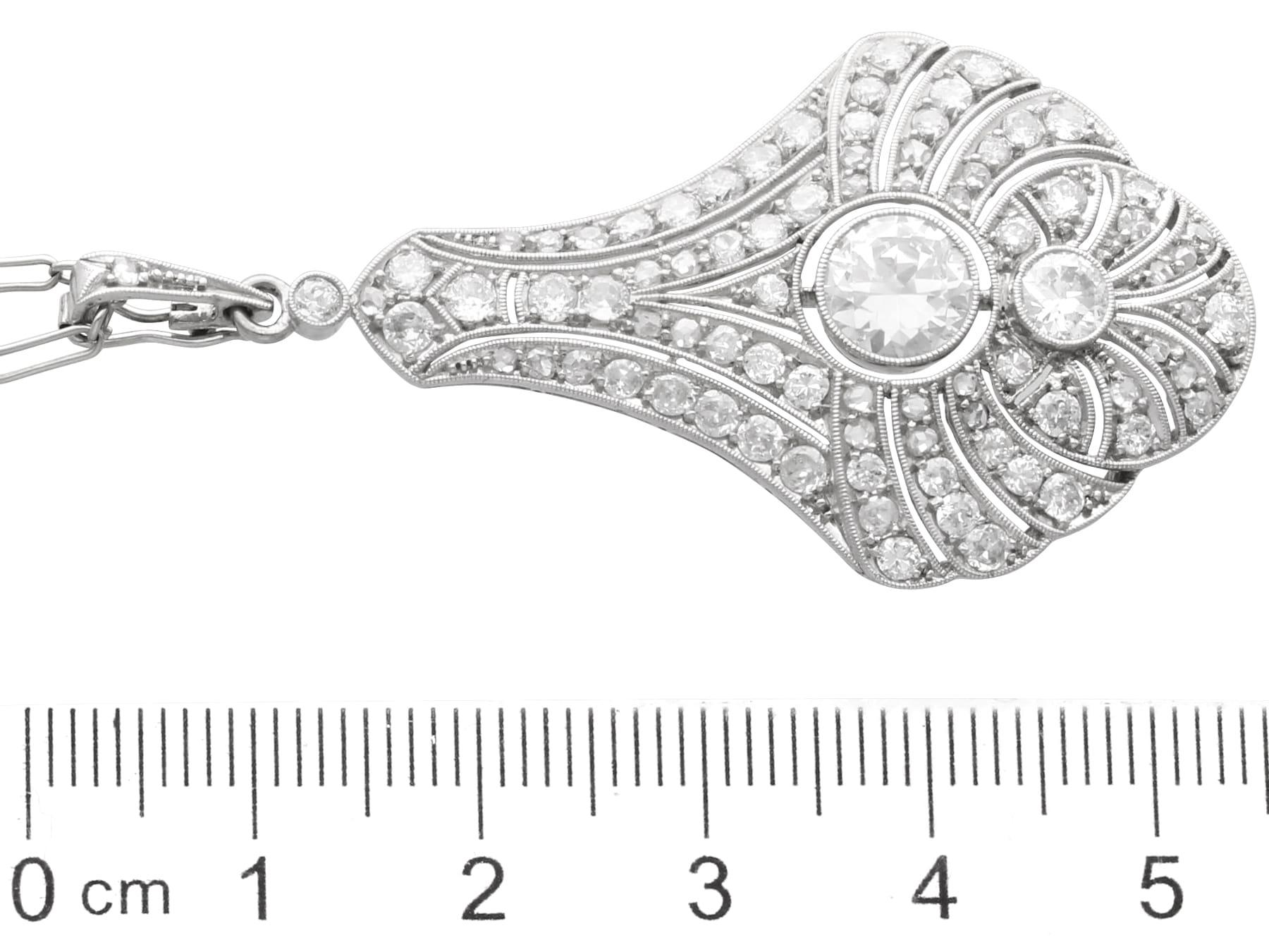 Antique Art Deco 3.51 Carat Diamond and 18k White Gold Pendant Circa 1925 For Sale 2
