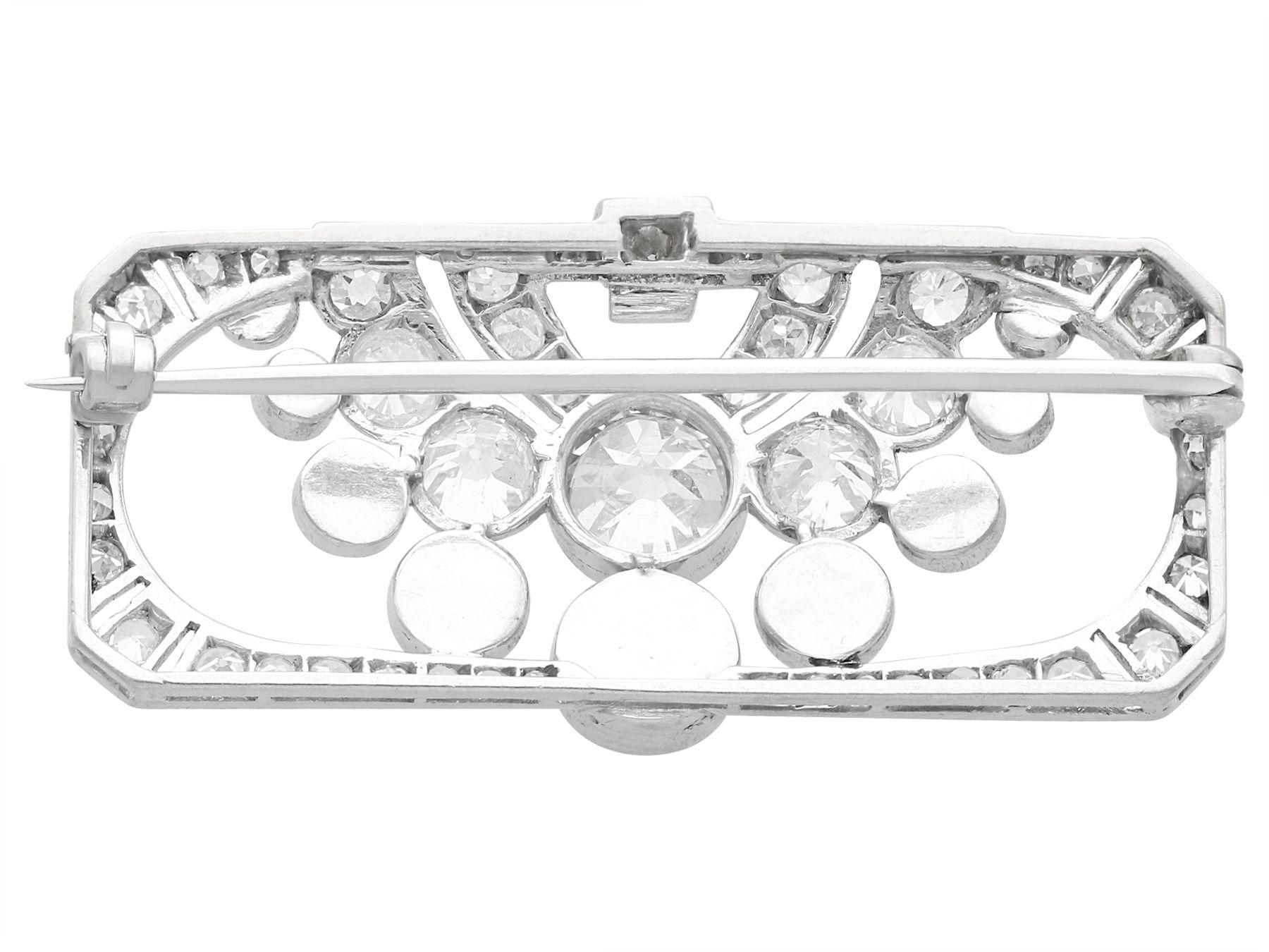 Women's or Men's Antique Art Deco 3.51 Carat Diamond and Pearl Platinum Brooch For Sale
