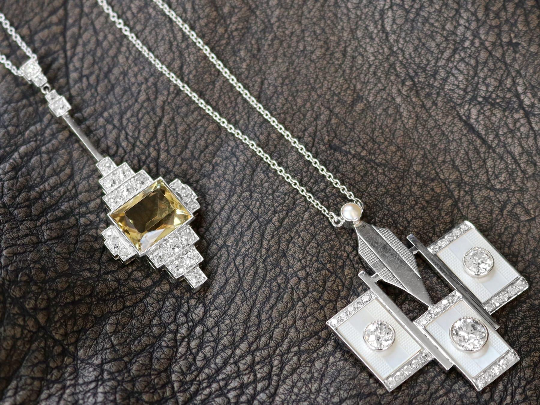 Antique Art Deco 4.20ct Citrine and Diamond 18K White Gold and Platinum Pendant In Excellent Condition For Sale In Jesmond, Newcastle Upon Tyne