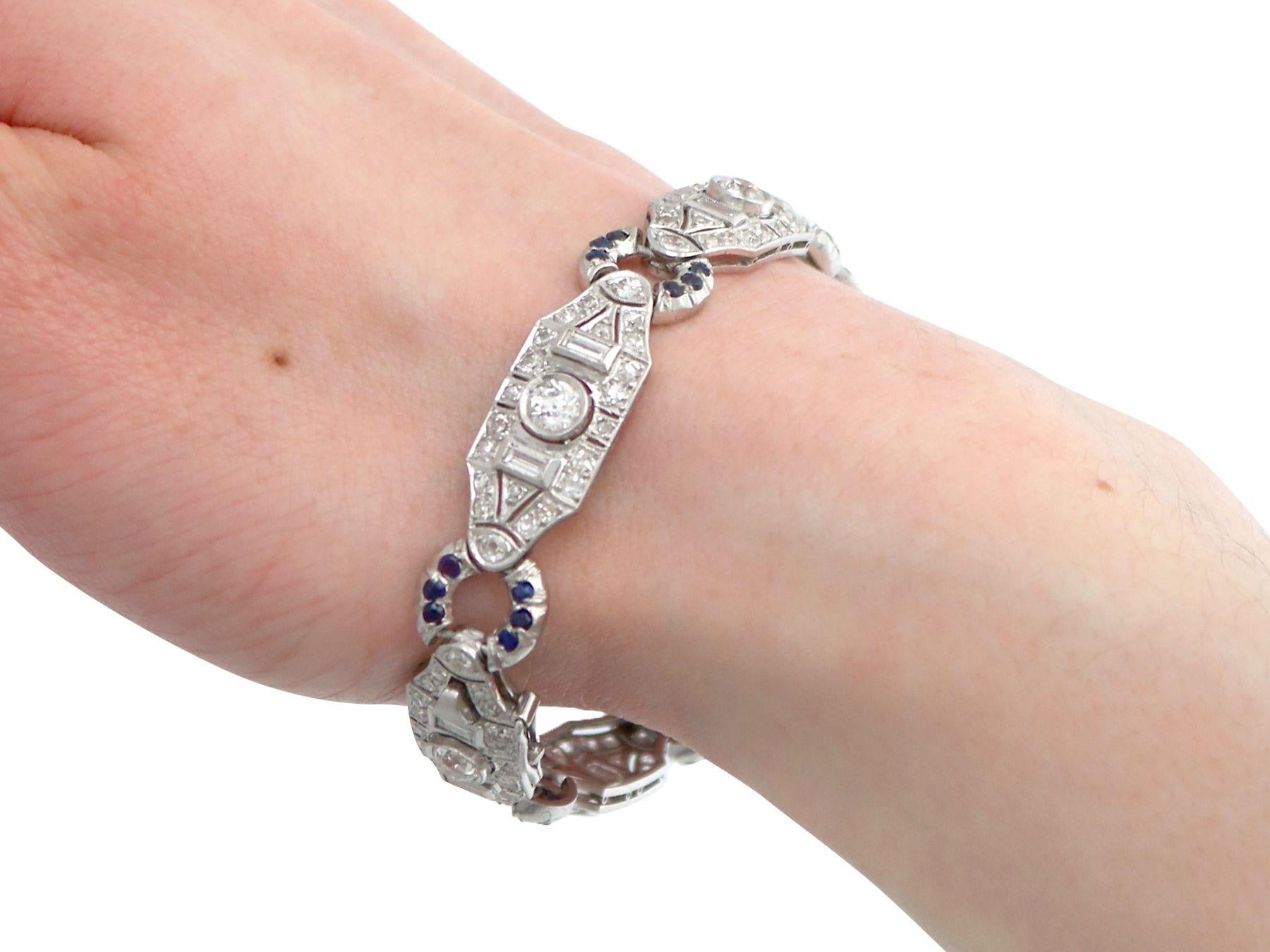 Bracelet Art déco en platine avec diamants et saphirs de 6,21 carats en vente 4