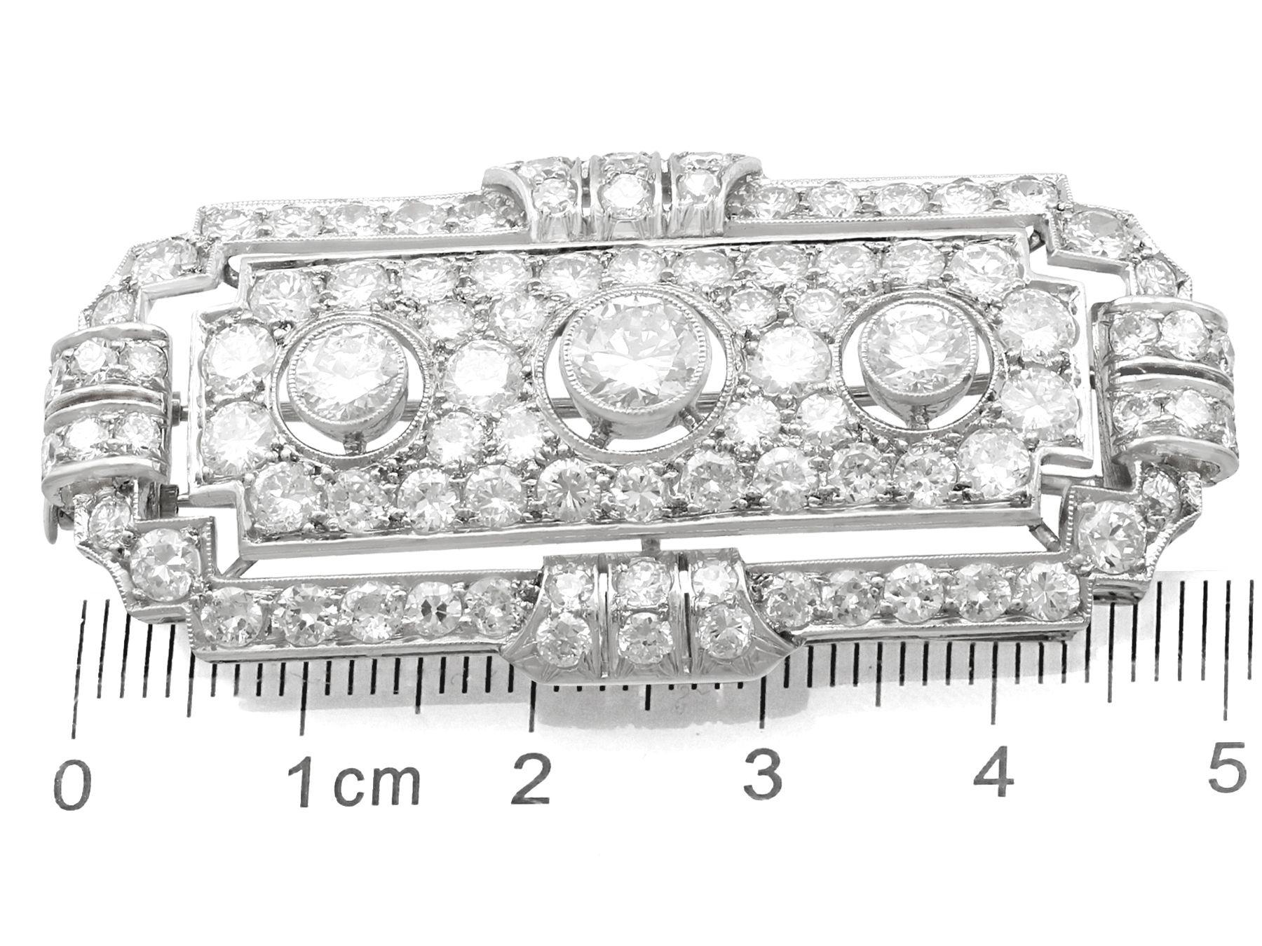 Antique Art Deco 6.82 Carat Diamond and Platinum Brooch For Sale 1