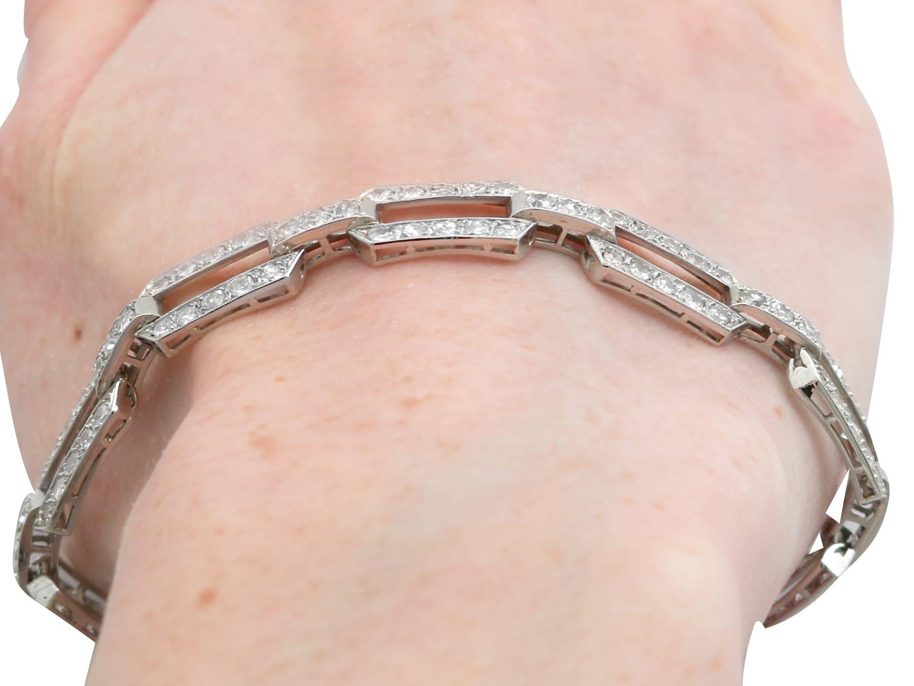 Antique Art Deco 7.80 Carat Diamond and Platinum Bracelet Circa 1920 For Sale 9