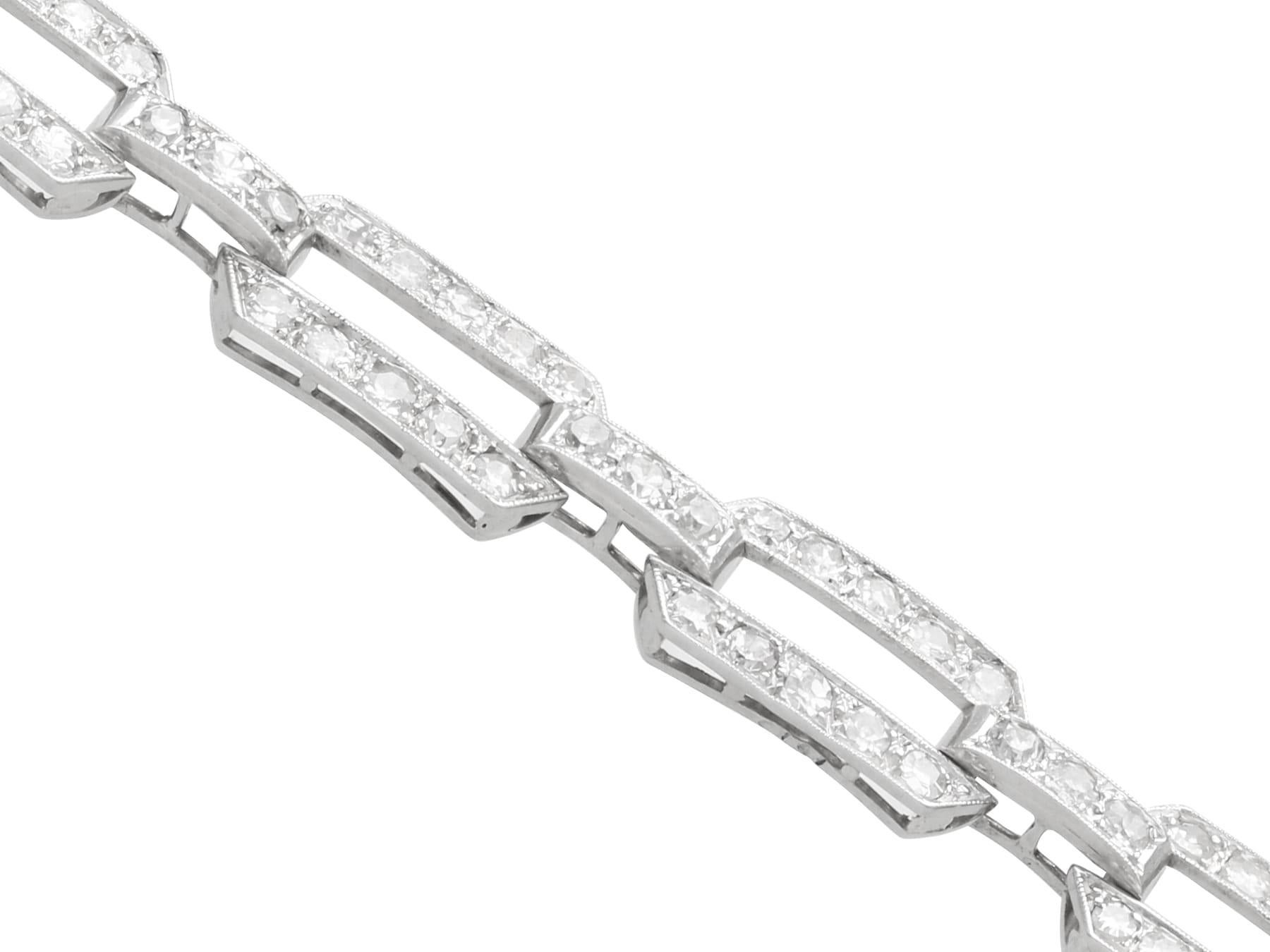 Antique Art Deco 7.80 Carat Diamond and Platinum Bracelet Circa 1920 For Sale 1