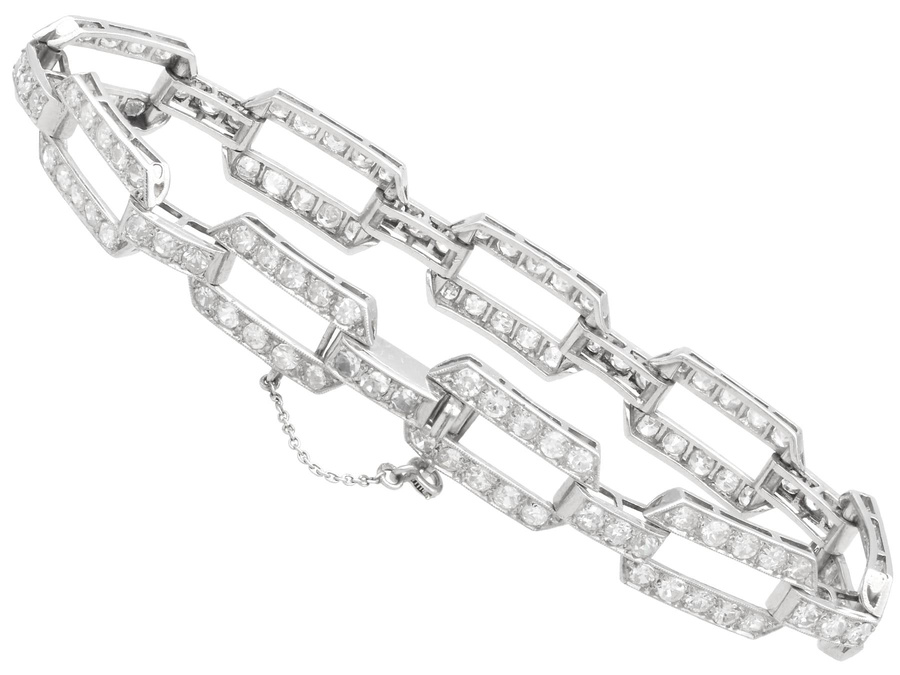 Antique Art Deco 7.80 Carat Diamond and Platinum Bracelet Circa 1920 For Sale 3