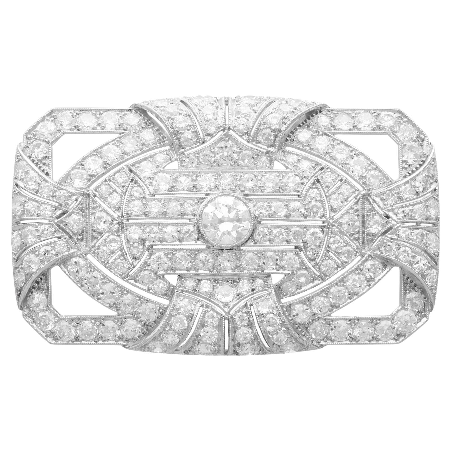 Brosche aus Platin mit 8,13 Karat Diamanten im Art déco-Stil