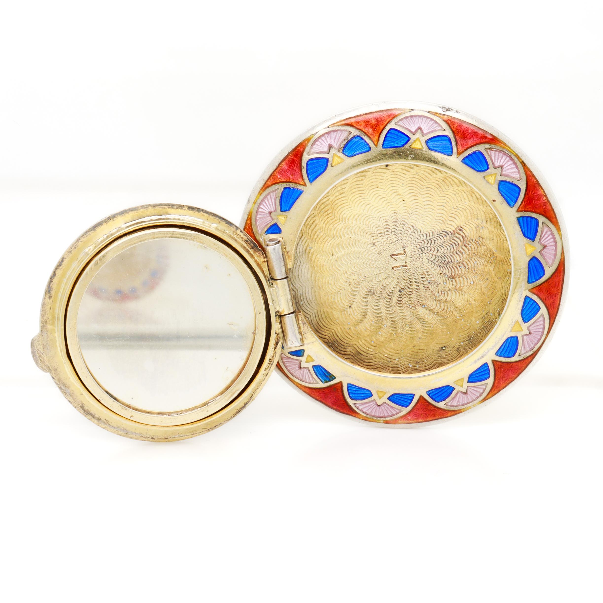 Antique poudrier Art Déco 835 argenté à thème égyptien polychrome guilloché émaillé en vente 3