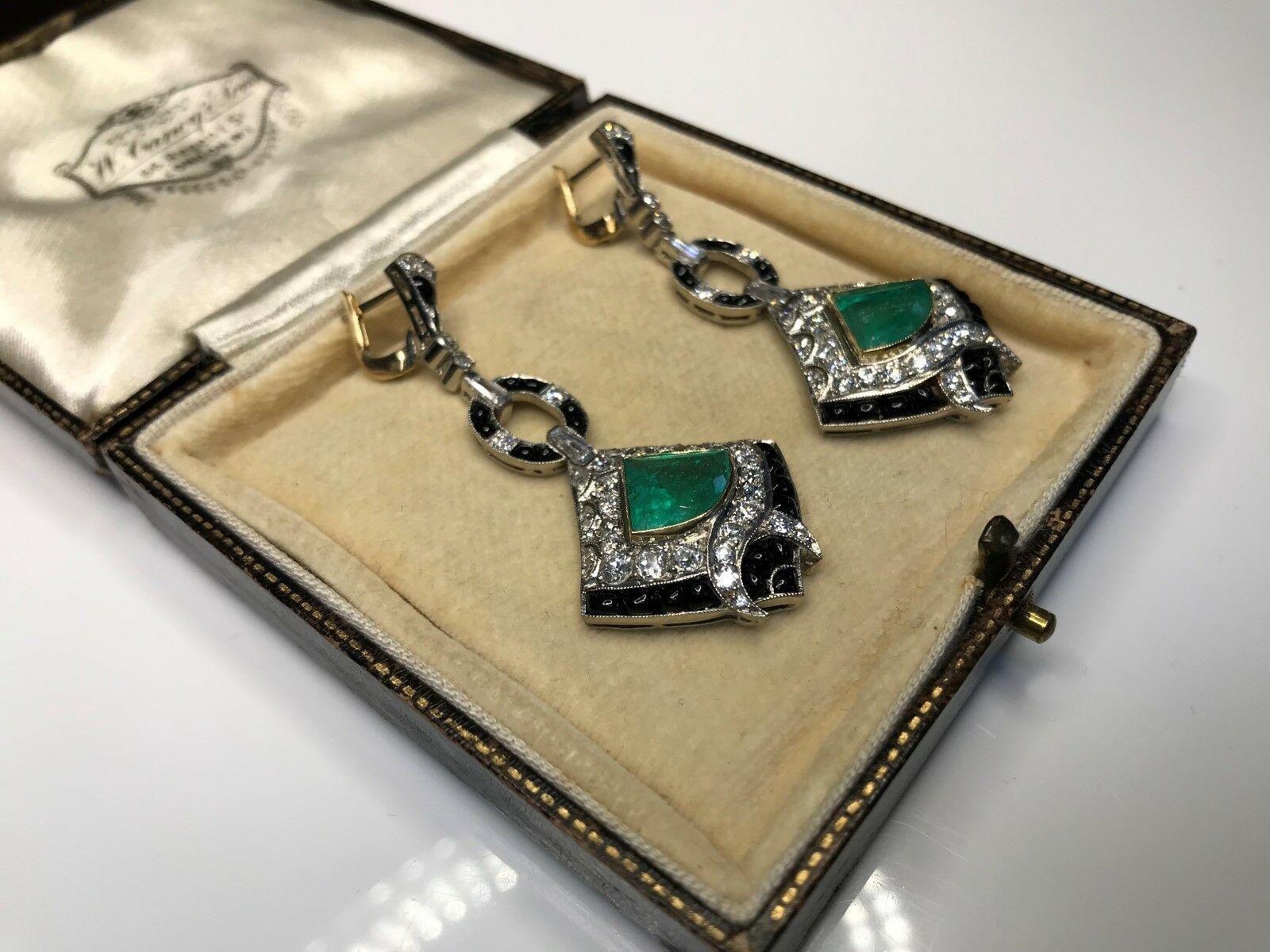 Antique Art Deco 8.58 Carat Diamond Colombian Emerald Platinum Dangle Earrings 5