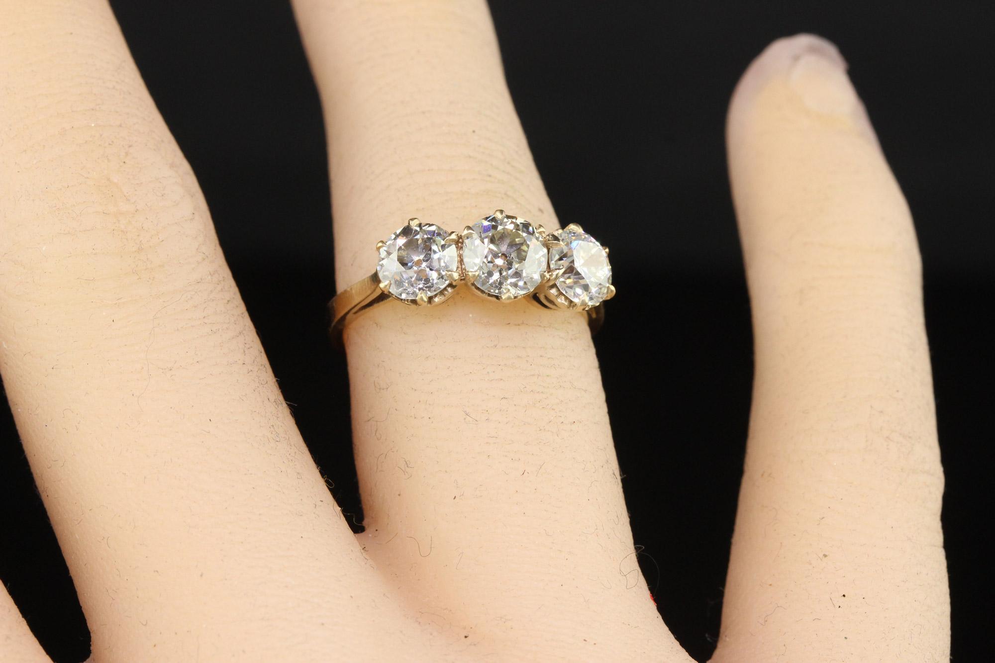 Antique Art Deco 9K Yellow Gold Old Euro Diamond Three Stone Engagement Ring - G For Sale 2