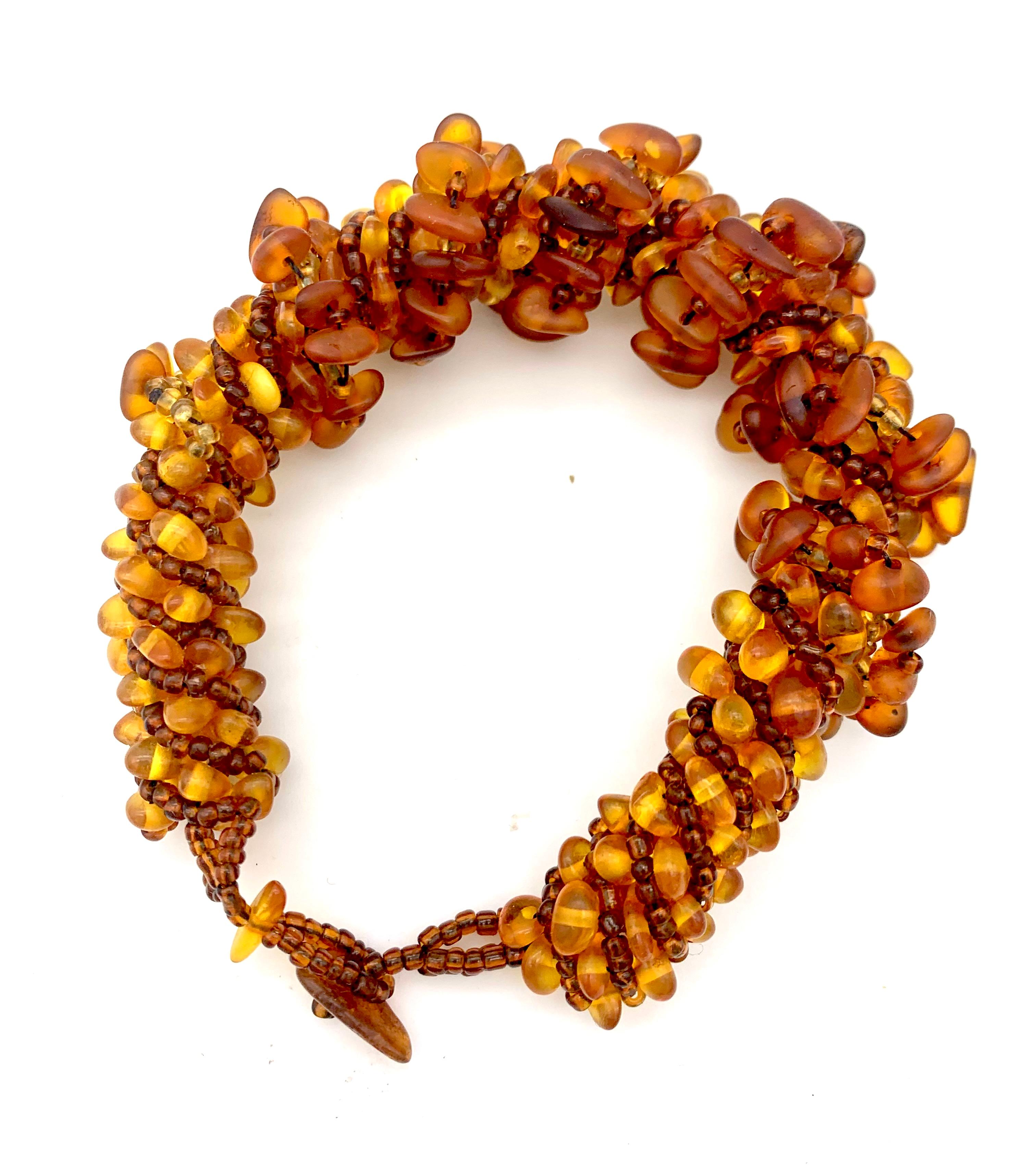 Women's Antique Art Deco Amber Bead Necklace and Bracelet Amber Demi Parure For Sale