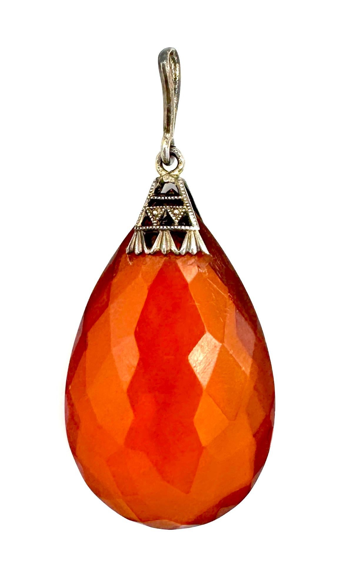 Antique Art Deco Amber Pendant Silver In Good Condition For Sale In Munich, Bavaria