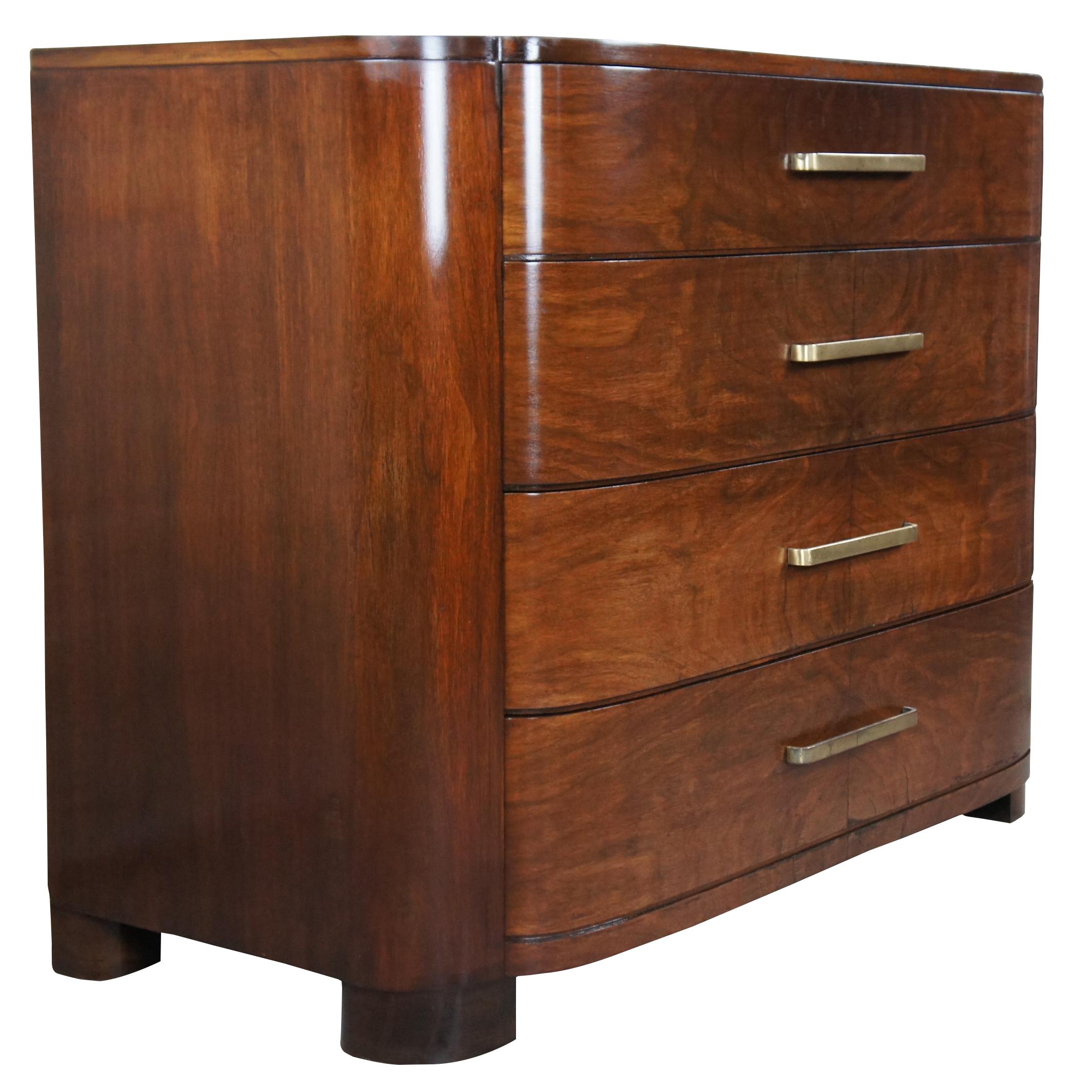 Antique Art Deco American Walnut Bowfront 4 Drawer Bedroom Dresser Chest In Good Condition In Dayton, OH