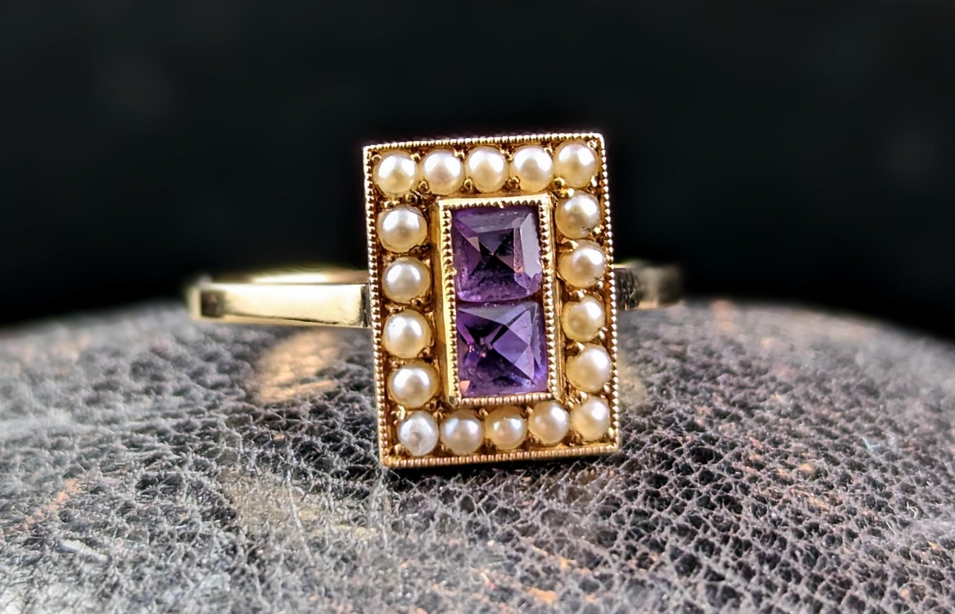 Mixed Cut Antique Art Deco Amethyst and Seed pearl ring, 18k yellow gold 