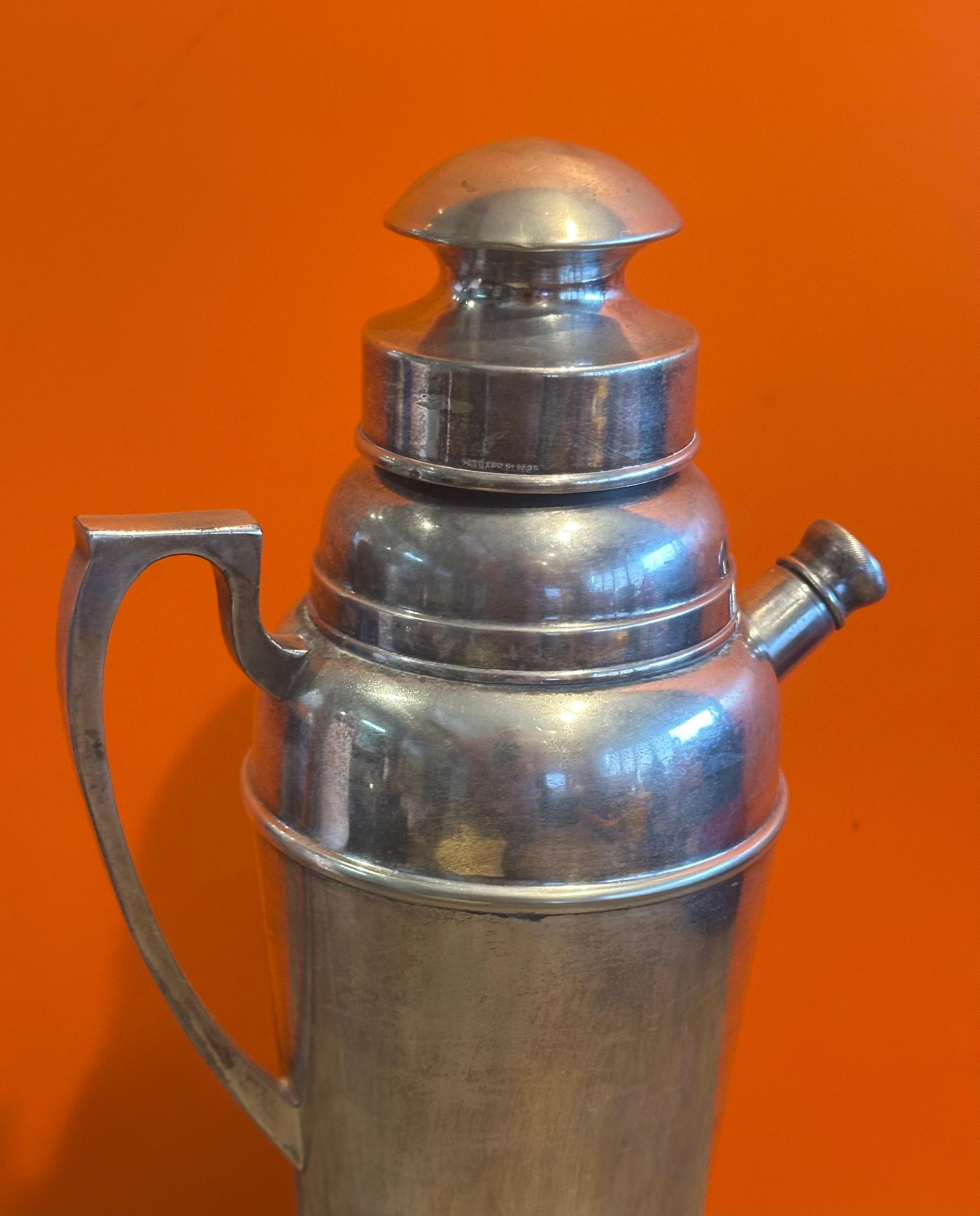 Antico shaker da Martini in argento Art Deco 