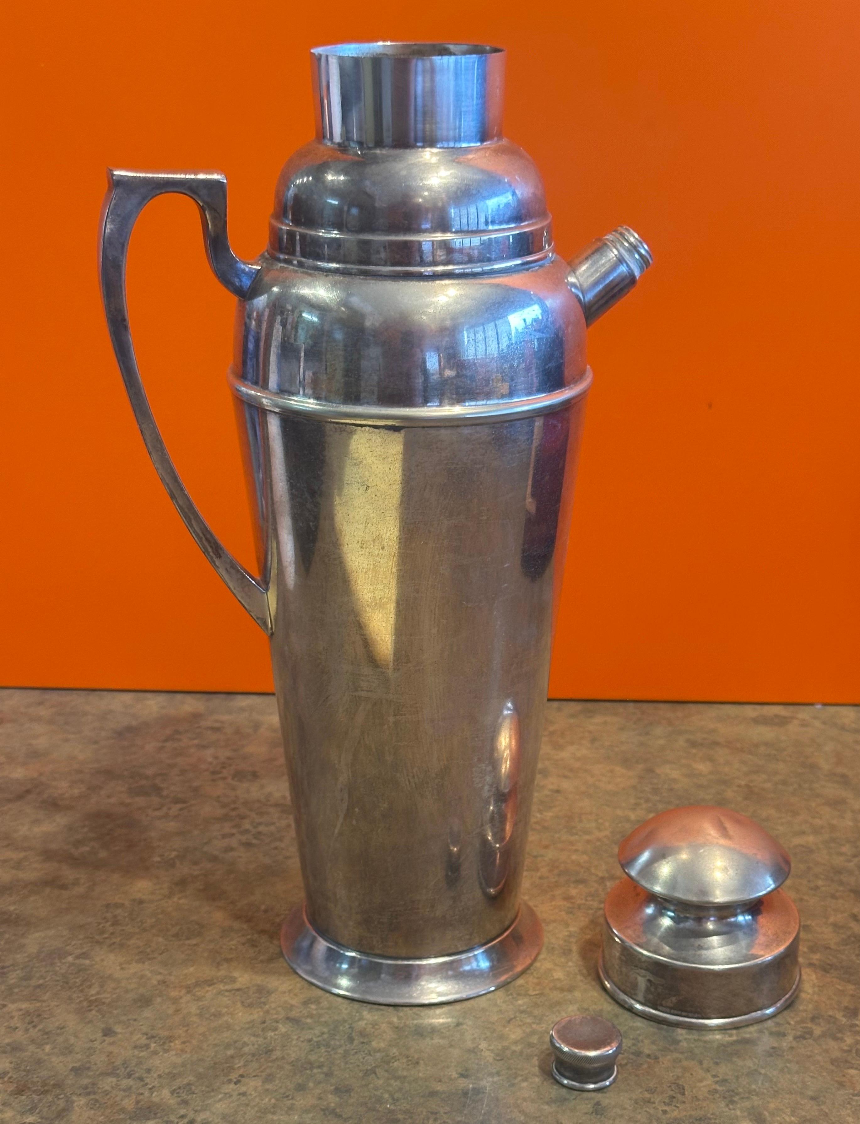 Antico shaker da Martini in argento Art Deco 