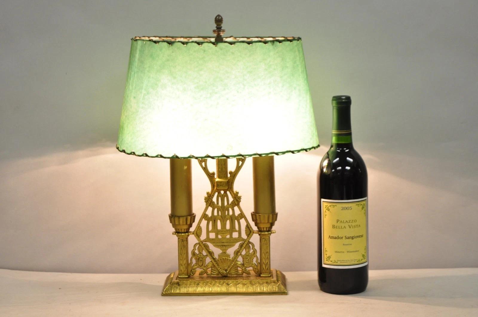 Antique Art Deco Art Nouveau Gold Gilt Metal Student/Bankers Desk Lamp w/ Vintage Green Paper Shade. Circa Early 20th Century. Dimensions : 16,5
