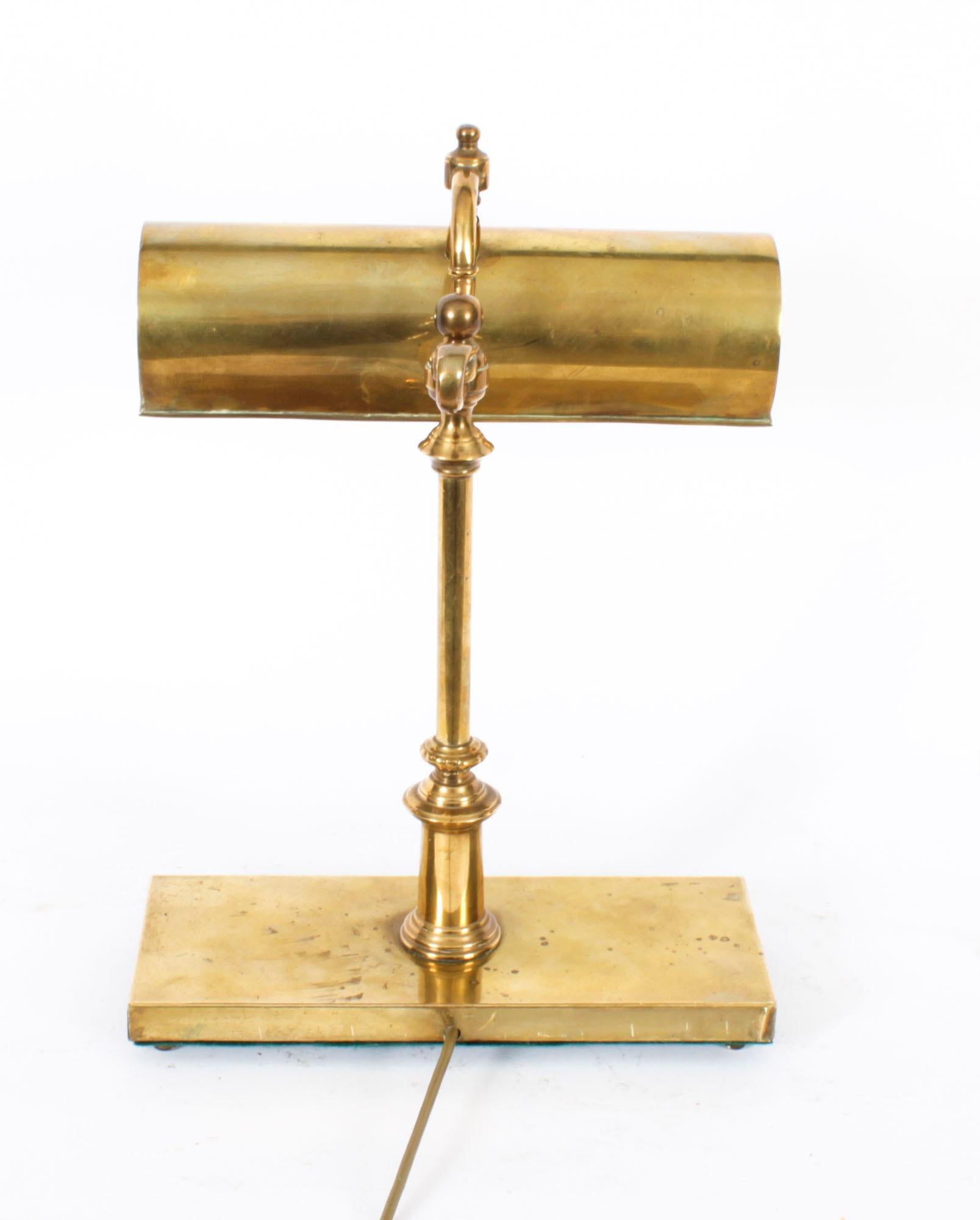 Antique Art Deco Artuculated Brass Bankers Lamp Desk Lamp Circa 1920 5