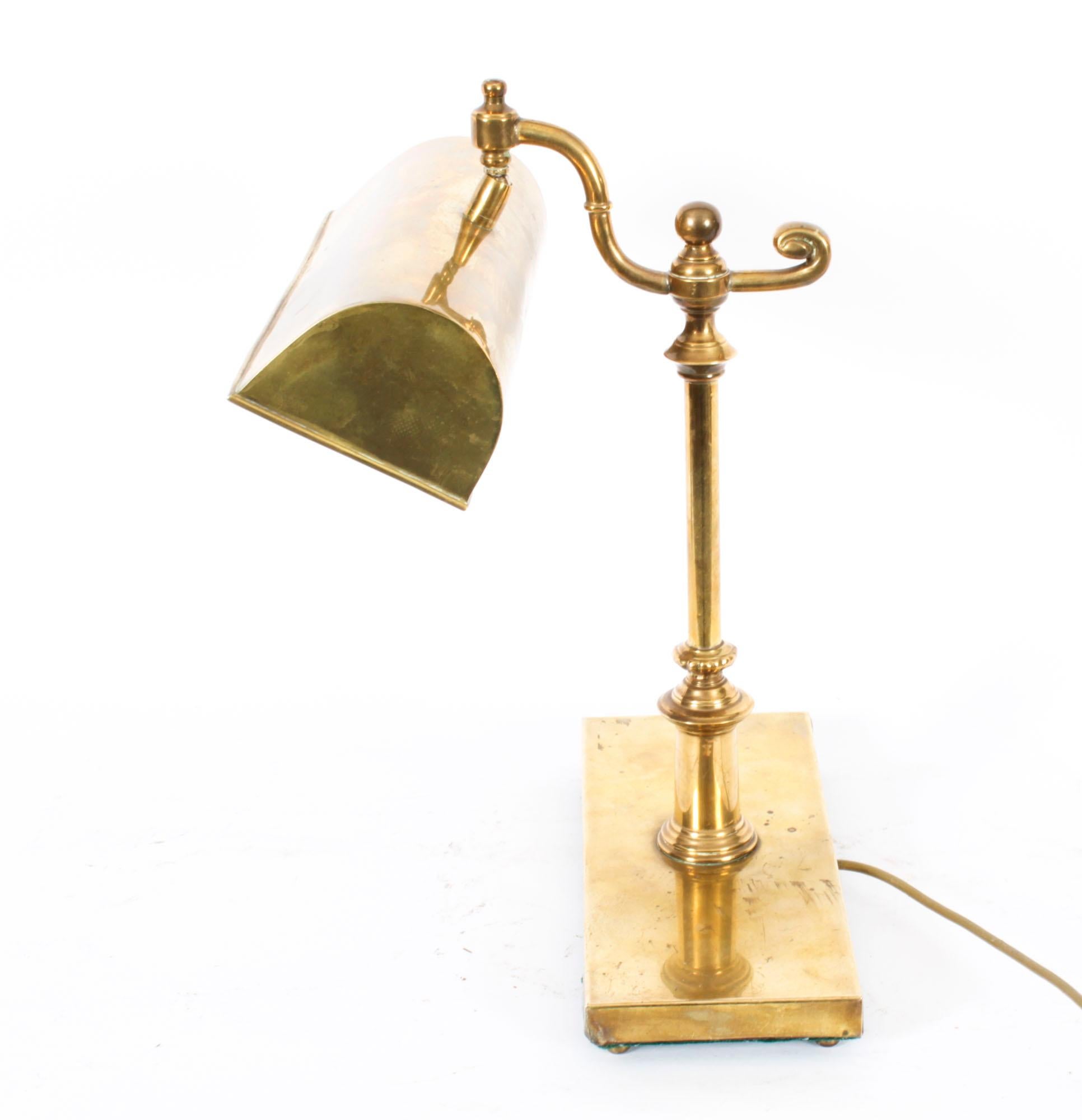Antique Art Deco Artuculated Brass Bankers Lamp Desk Lamp Circa 1920 6