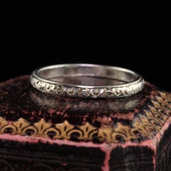 Antique Art Deco Belais 18k White Gold Engraved Wedding Band