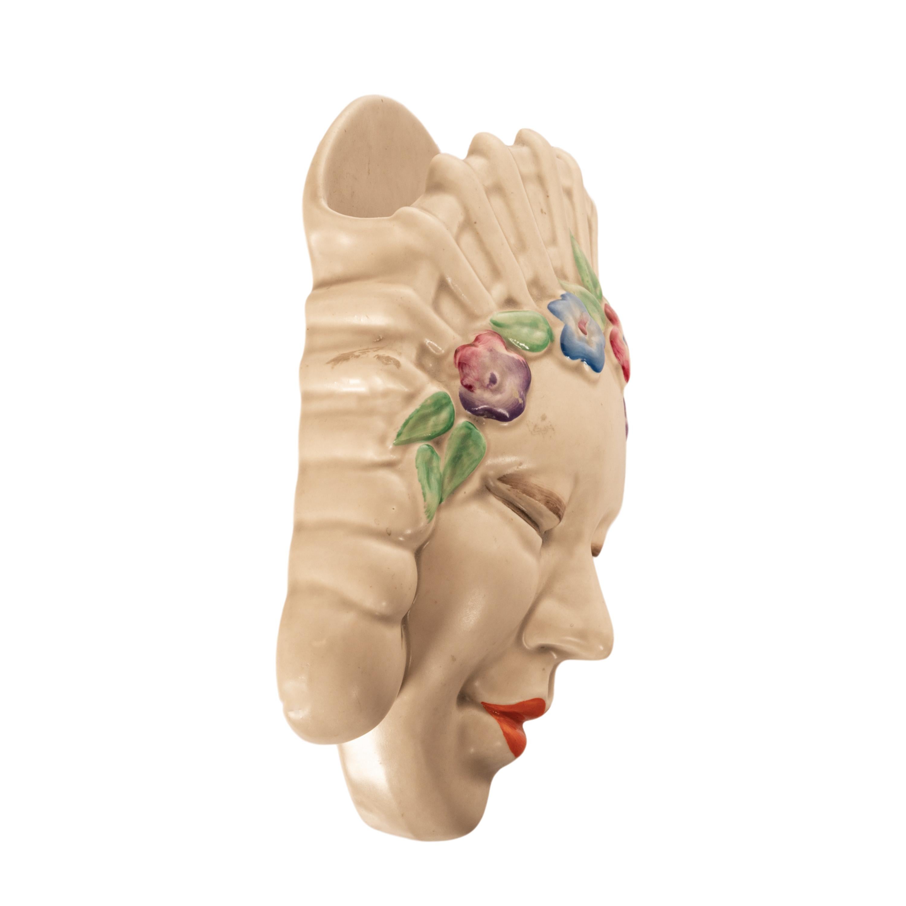 Antike Art-Déco-Wandmaske-Vase „Bizarre“ aus Keramik, Clarice Cliff, „Marlene“, Clarice, 1936 im Zustand „Gut“ im Angebot in Portland, OR
