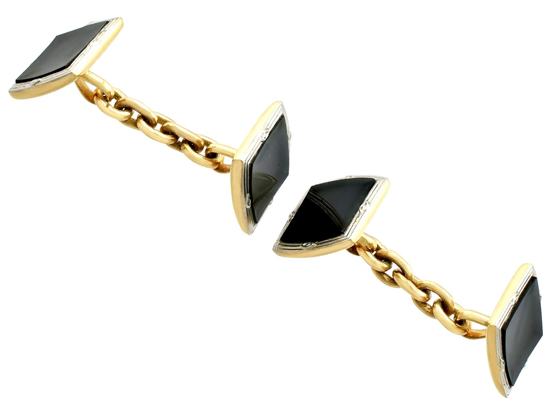 Antique Art Deco Black Onyx and Yellow Gold Platinum Set Cufflinks In Excellent Condition For Sale In Jesmond, Newcastle Upon Tyne