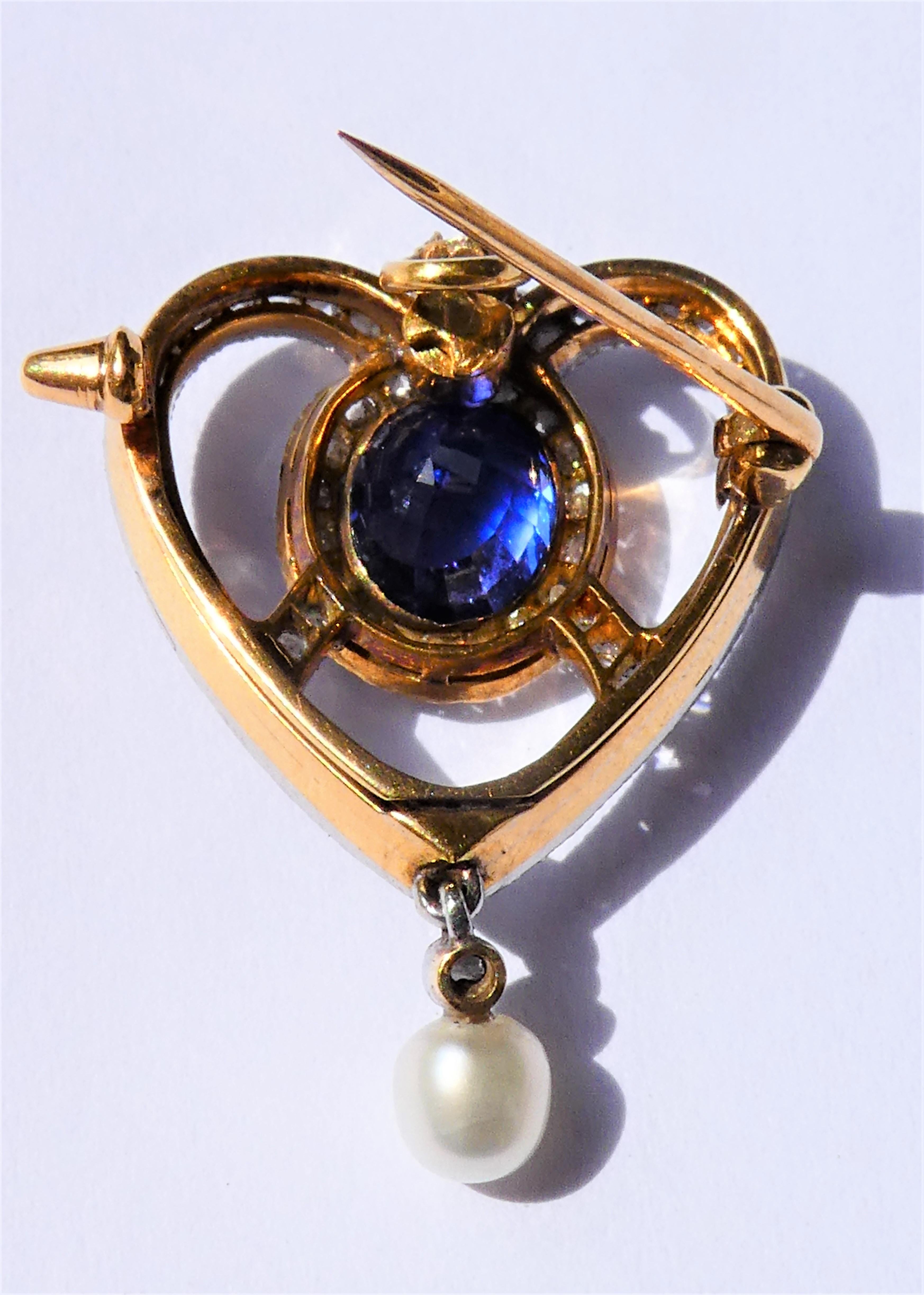 Antique Edwardian Blue Sapphire Diamond Pearl Gold Platinum Heart Brooch Pendant For Sale 4