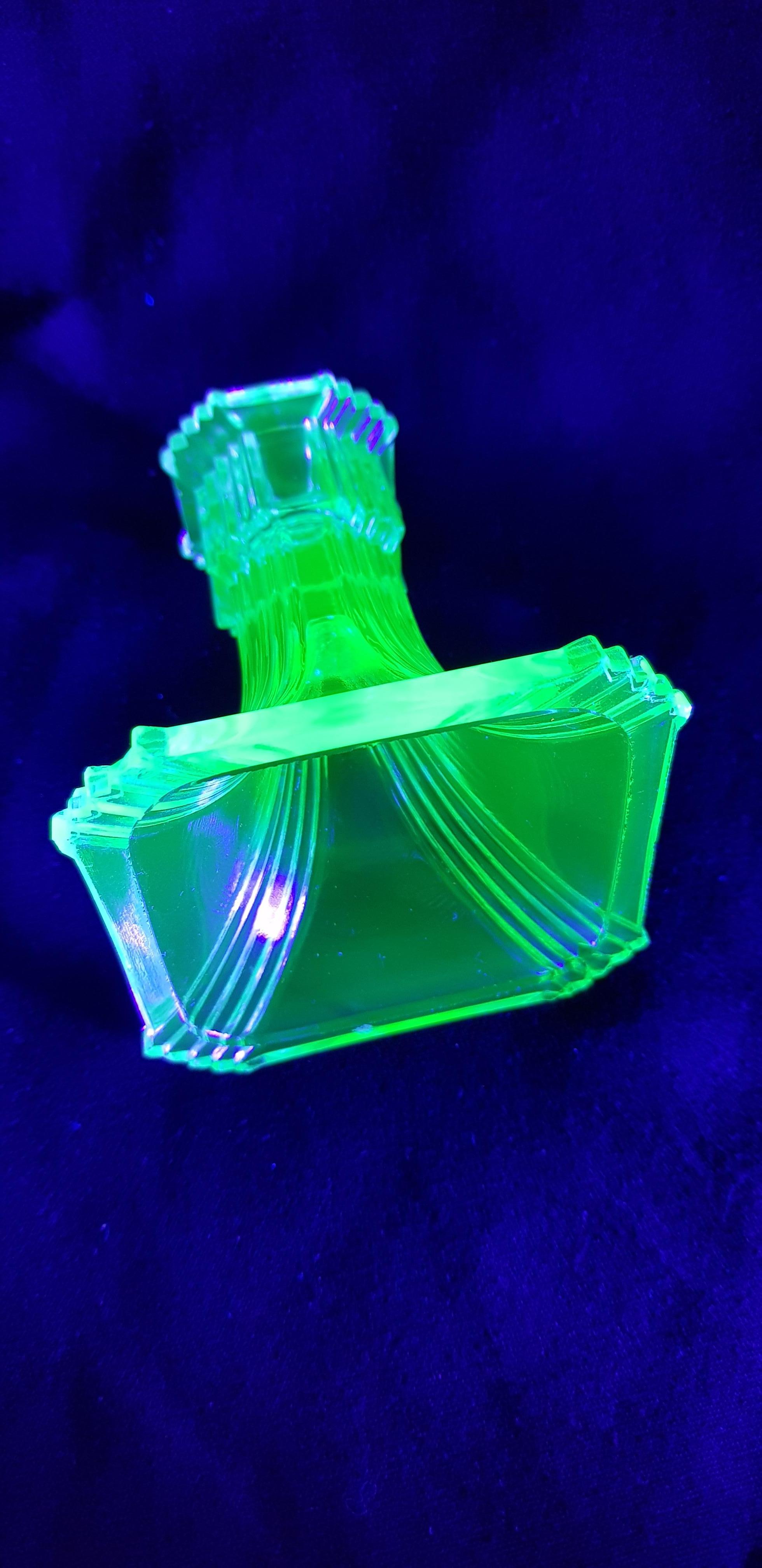 Antique Art Deco Bohemian Uranium Glass Set For Sale 6