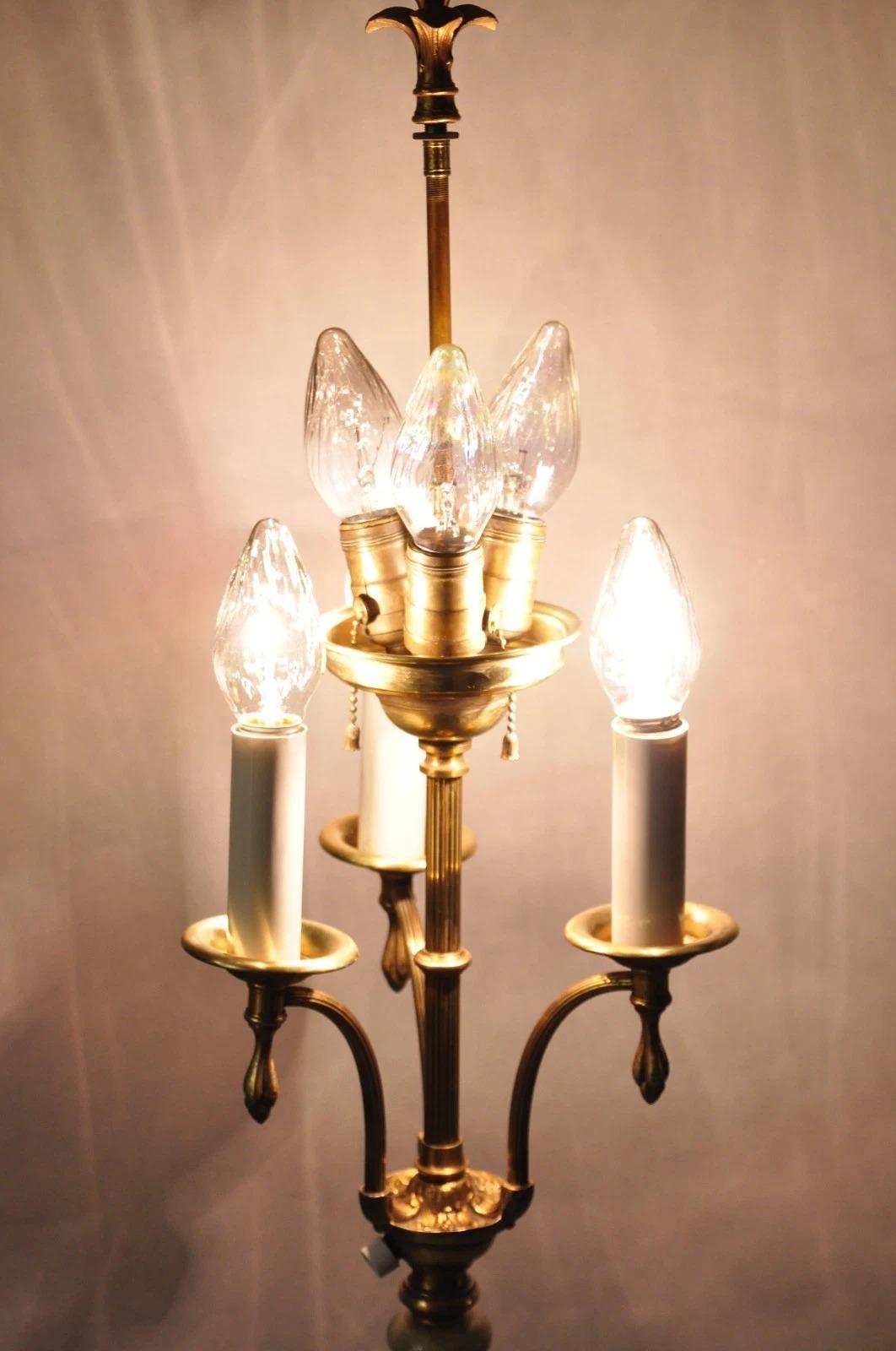 Lámpara de pie victoriana Art Decó antigua de latón y ónice verde en venta 8