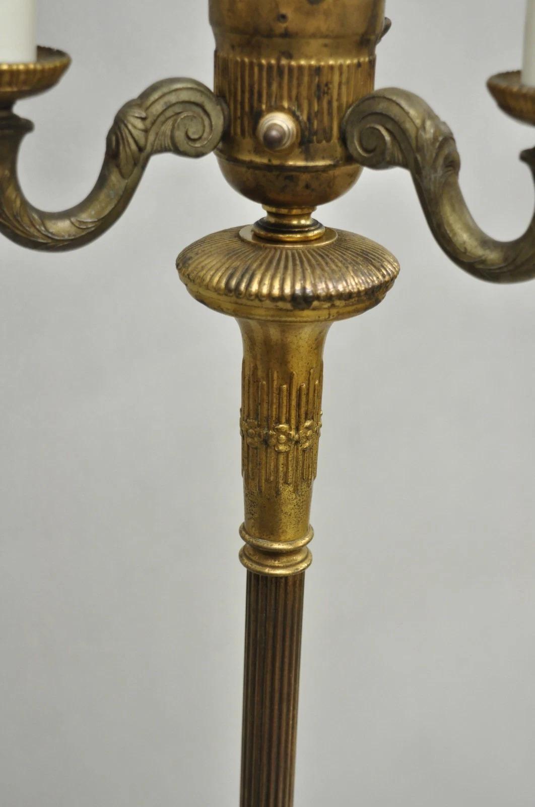 Lampadaire antique Art Deco en laiton & Onyx vert par Mutual Sunset Lamp Co. en vente 1