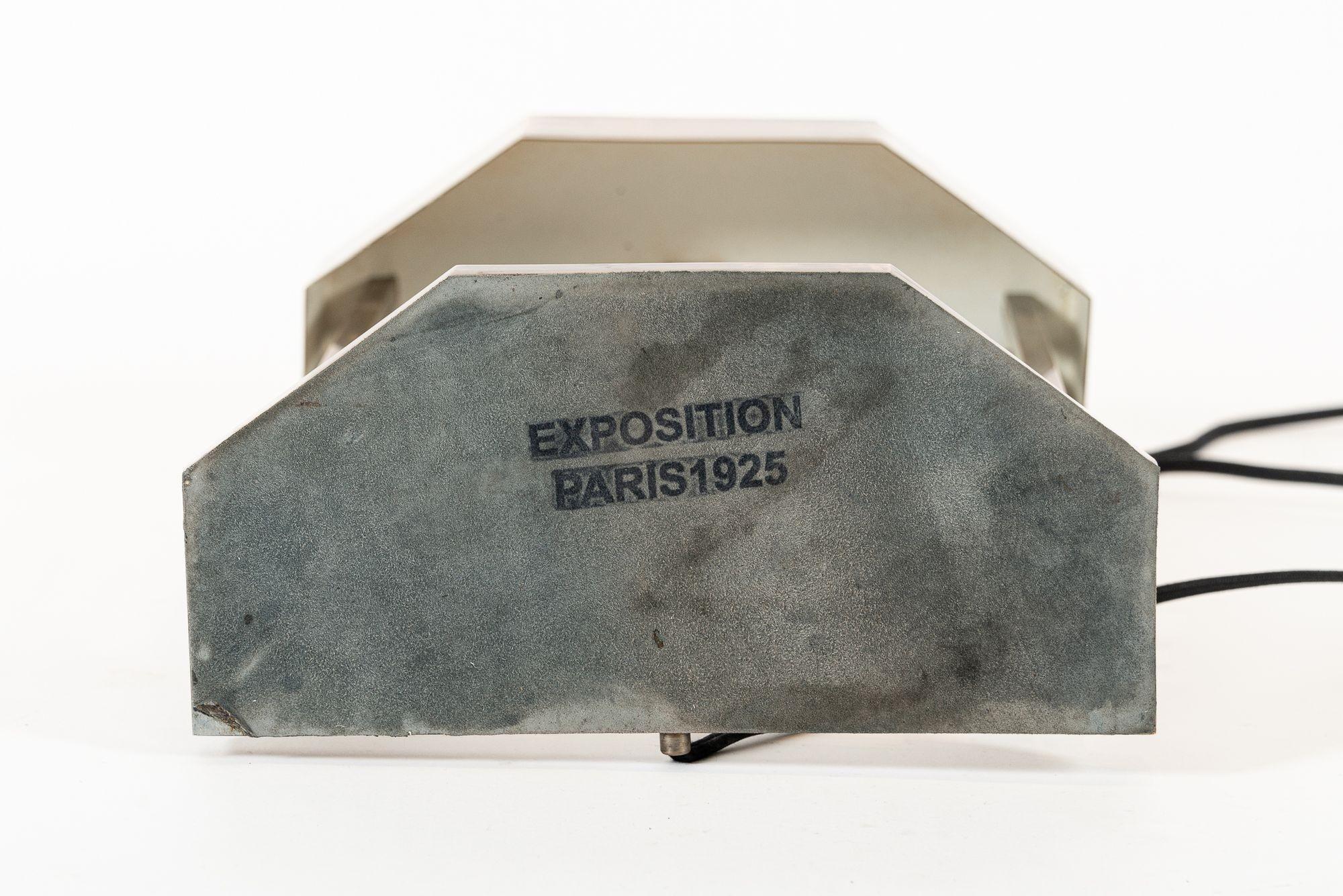 Antigua lámpara de mesa Art Déco de latón de Marcel Breuer para la Exposición de París de 1925 Latón en venta