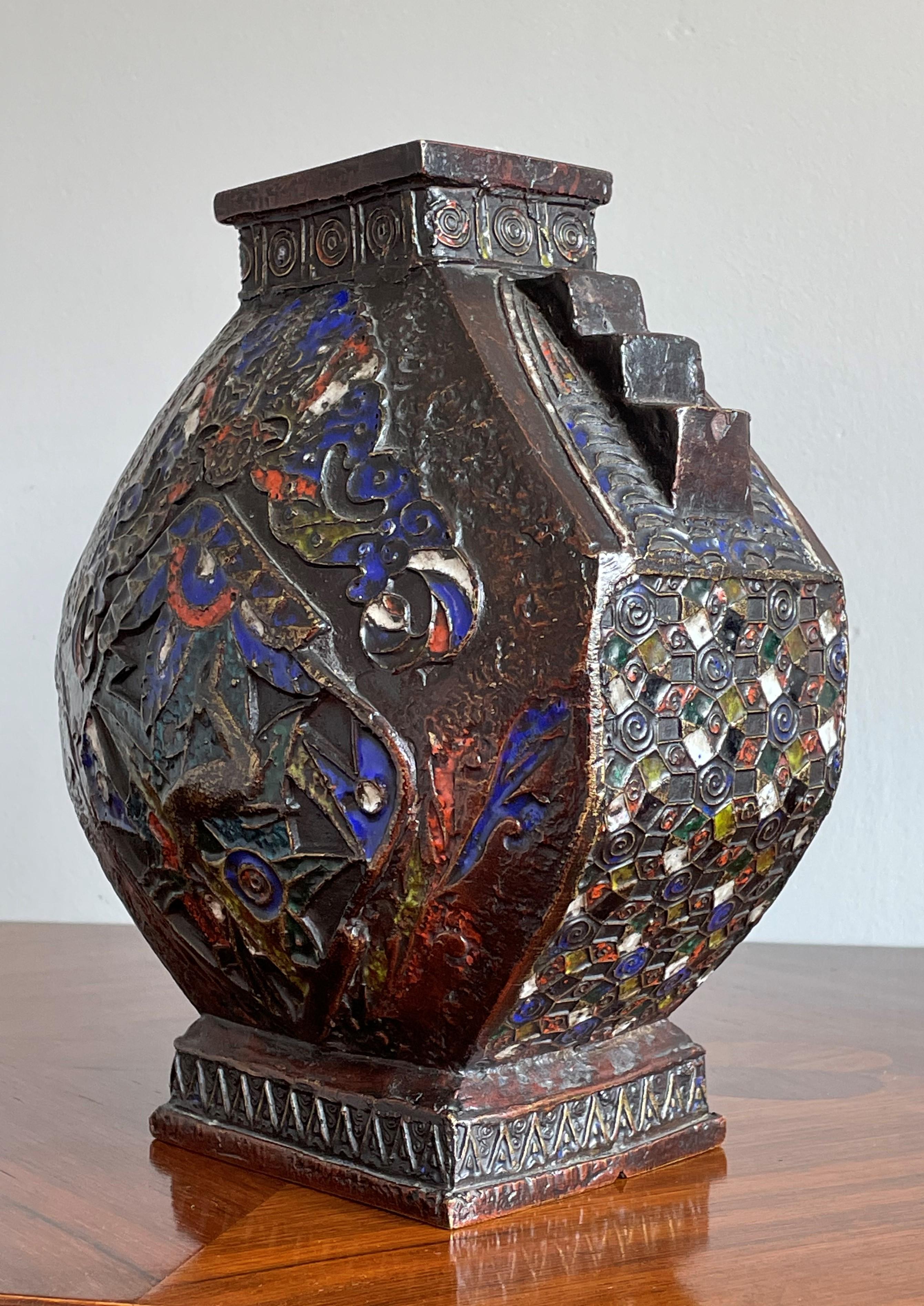 Antike antike Art-Déco-Bronze emaillierte / Cloisonné-Vase mit Hirsch- und Affenskulptur im Angebot 1