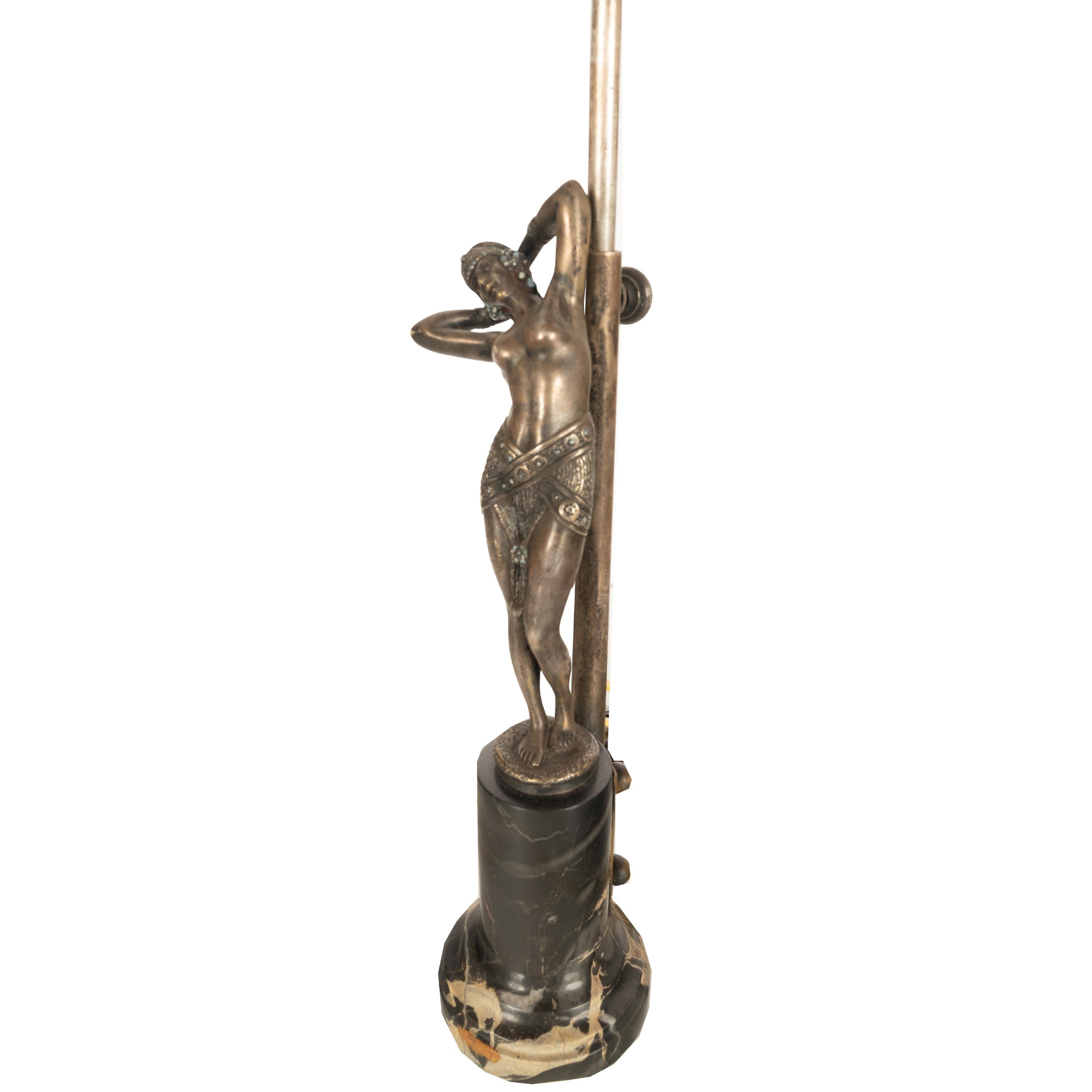 Lampe de sculpture Art déco ancienne Statue féminine nue en bronze Demetre Chiparus 1925 en vente 1