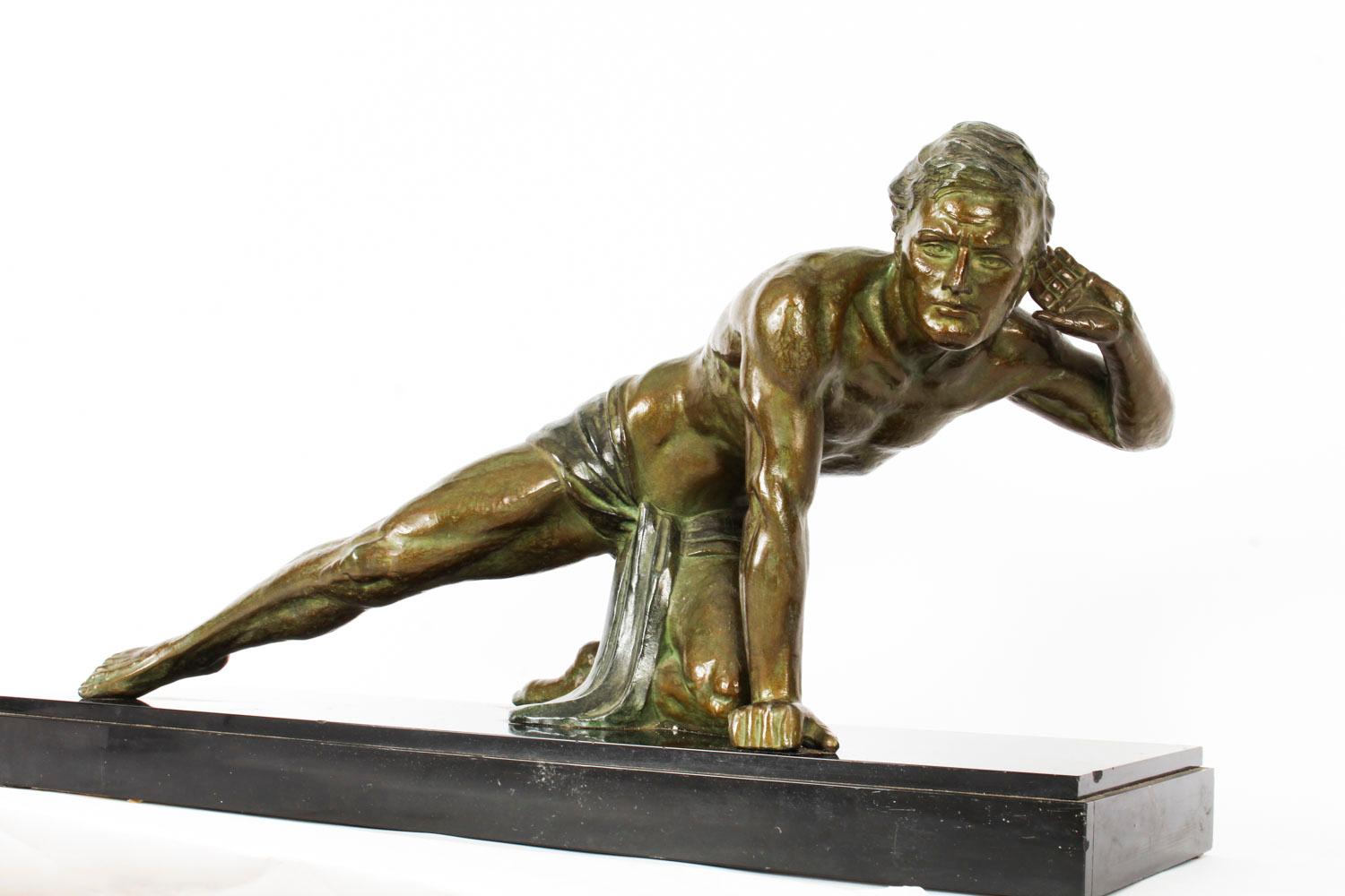 Art Deco Bronzed Sculpture "Le Guetteur" Jean De Roncourt 1920, 20th  Century For Sale at 1stDibs