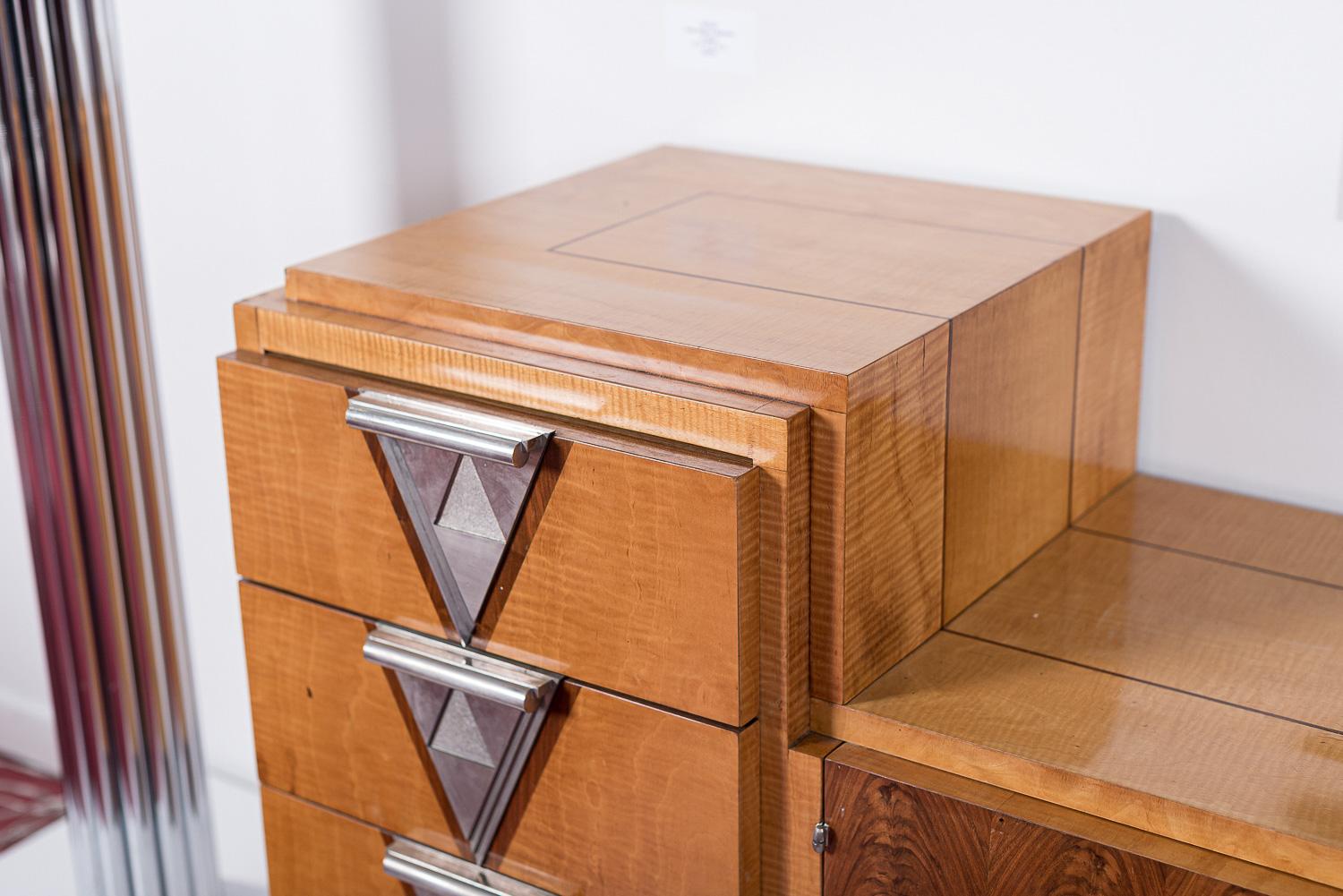 Antique Art Deco Burl Wood Credenza Sideboard or Bar Cabinet 7