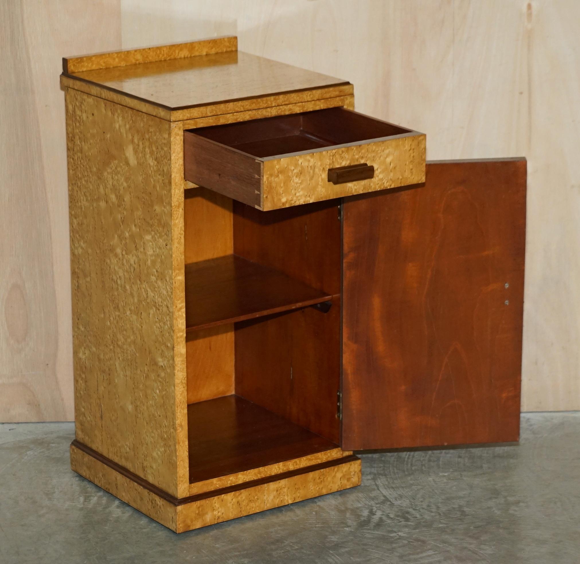ANTIQUE ART DECO BURR MAPLE SiDE TABLE SIZED BEDSIDE TABLE LAMP WINE CUPBOARD en vente 8