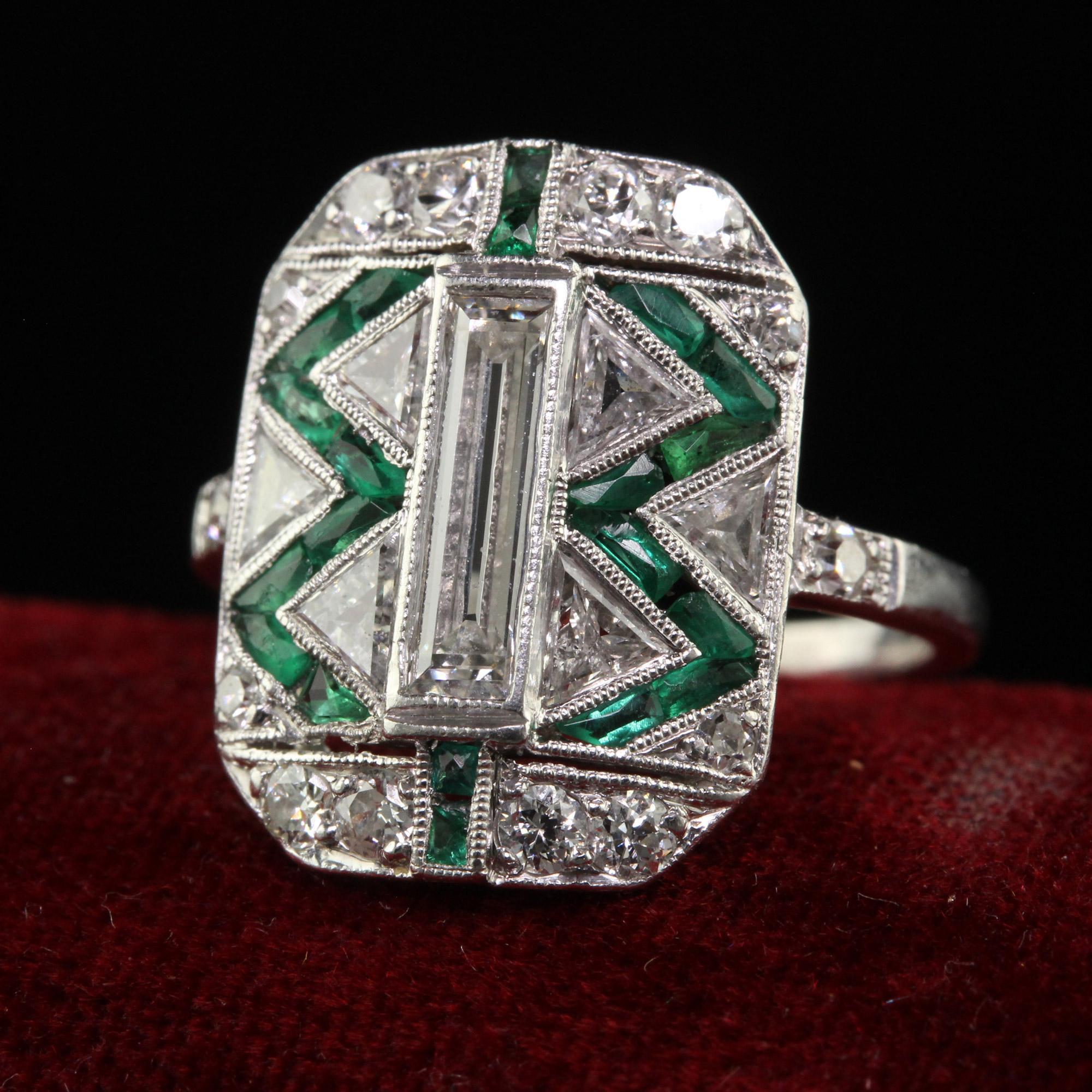 Antique Art Deco Cartier Old Baguette Diamond and Emerald Cocktail Ring In Good Condition For Sale In Great Neck, NY