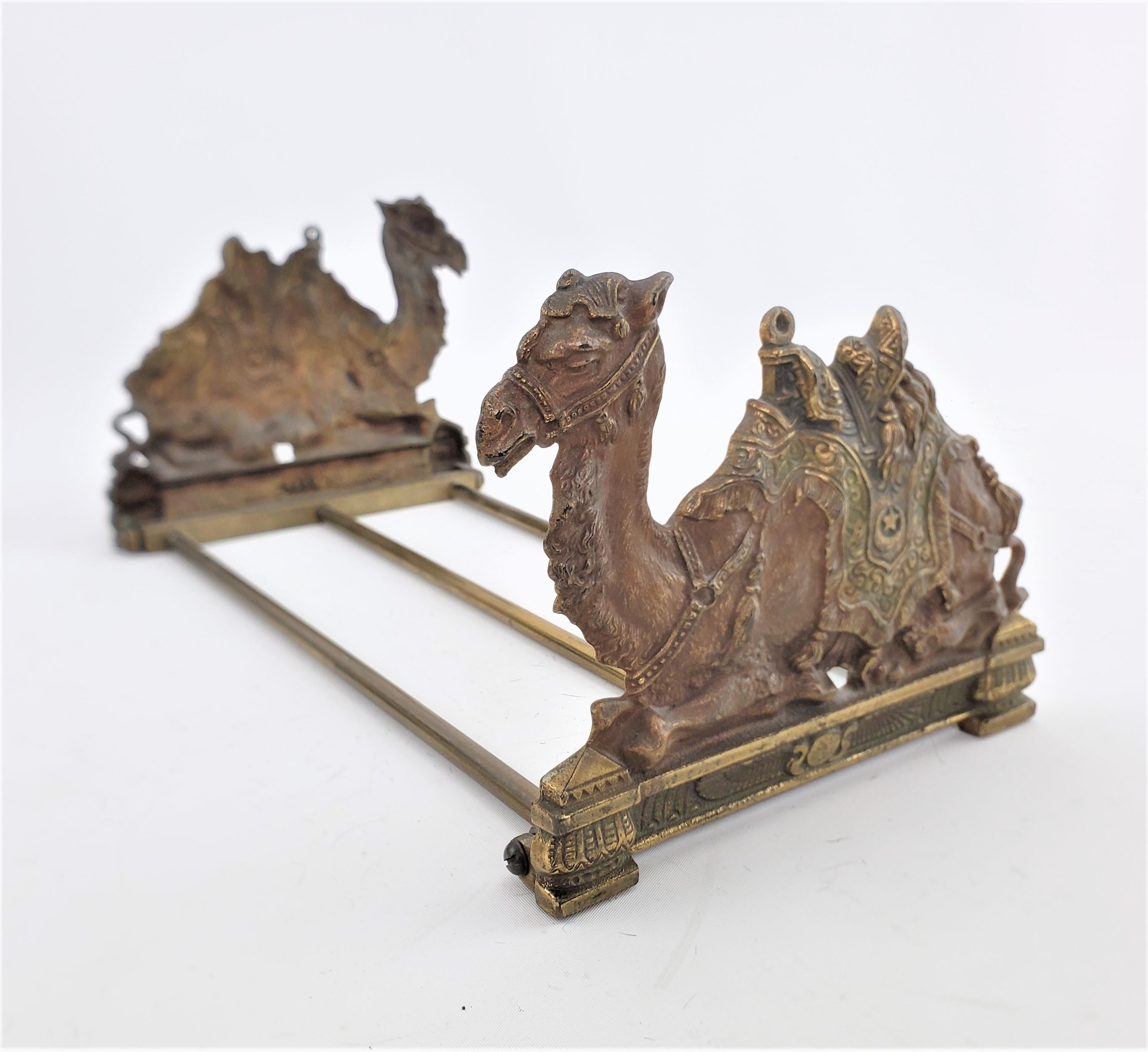 camel bookends