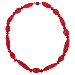 Antique Art Deco Cherry Red Molded Czech Glass Choker Necklace, 1920s