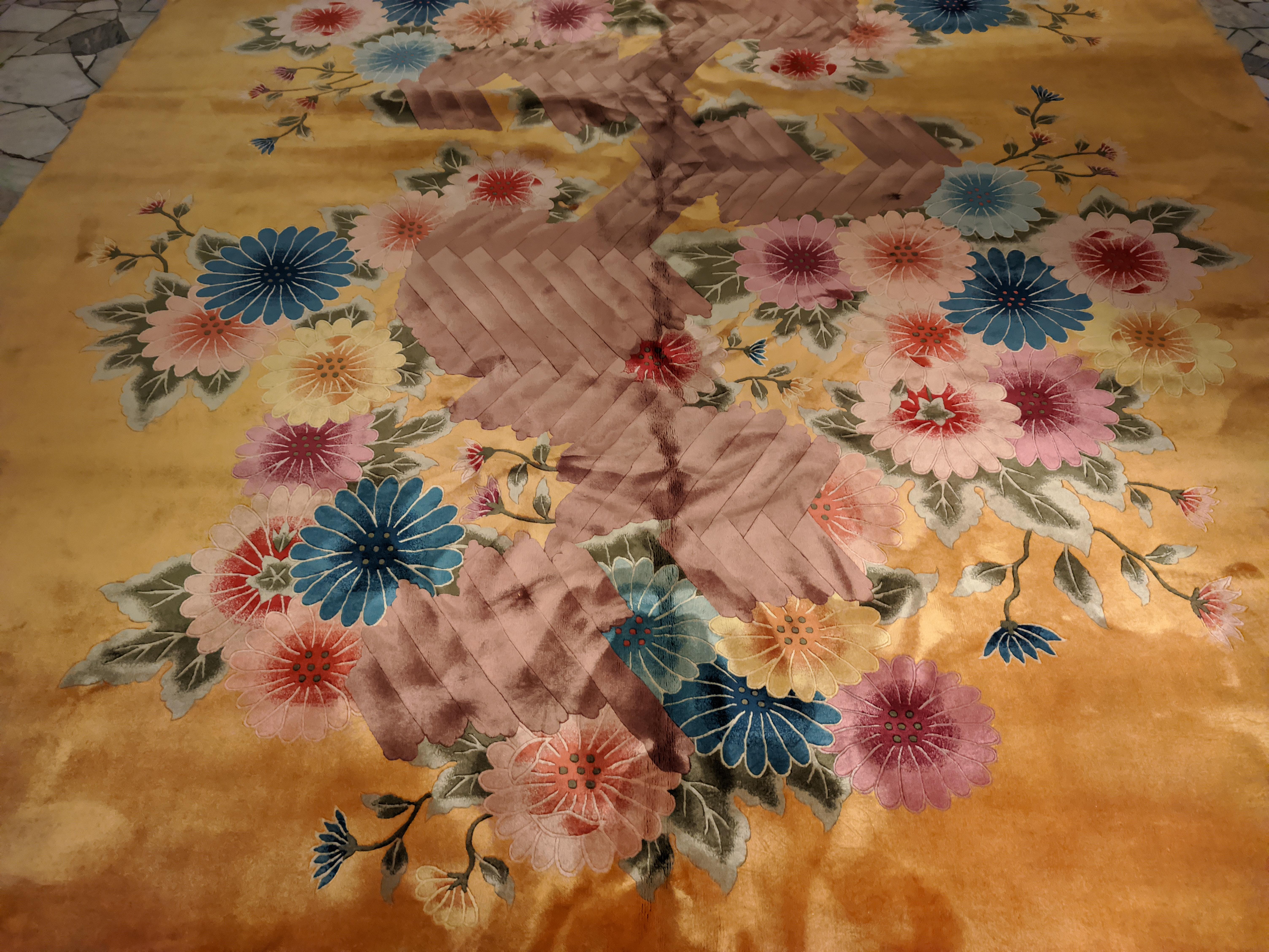 Antique Art Deco Chinese Carpet by Nichols & Co. In Excellent Condition For Sale In Milan, IT