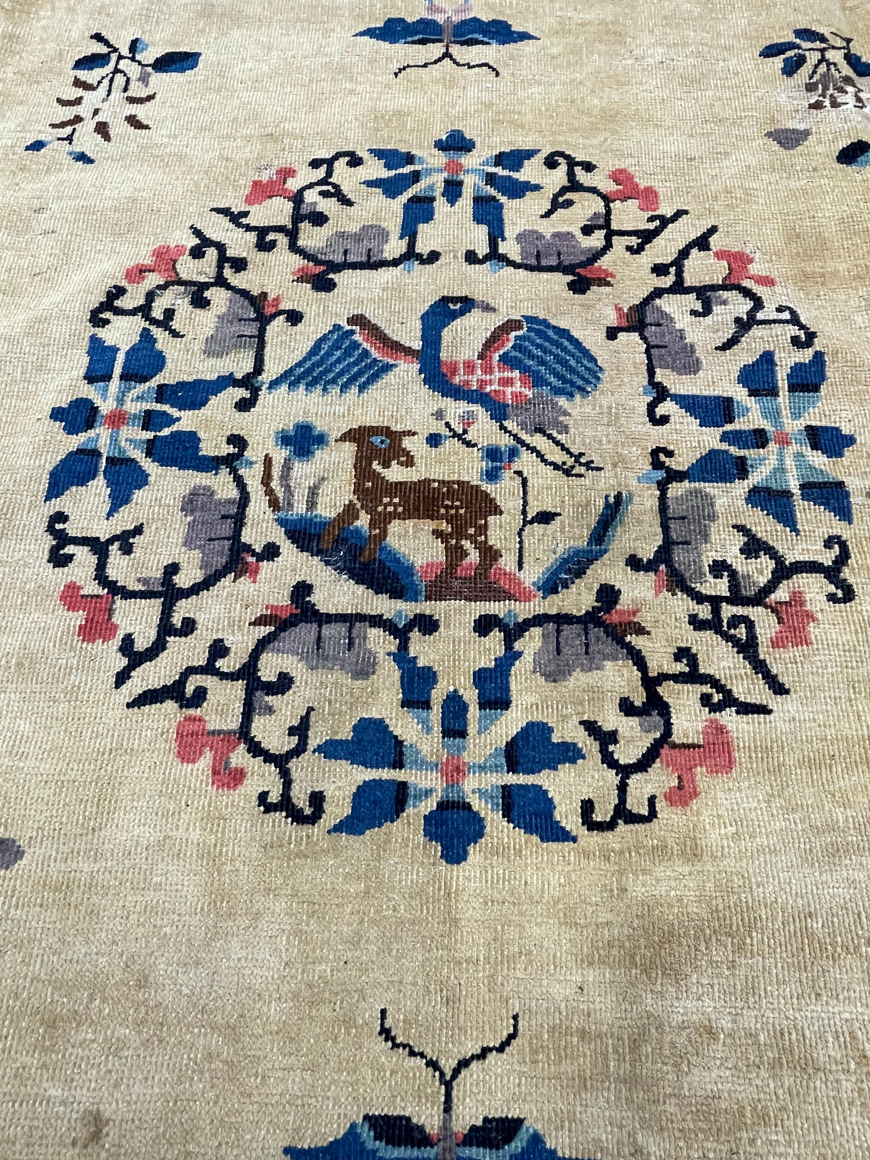 Tapis chinois Art Déco ancien, vers 1910 Bon état - En vente à Morton Grove, IL