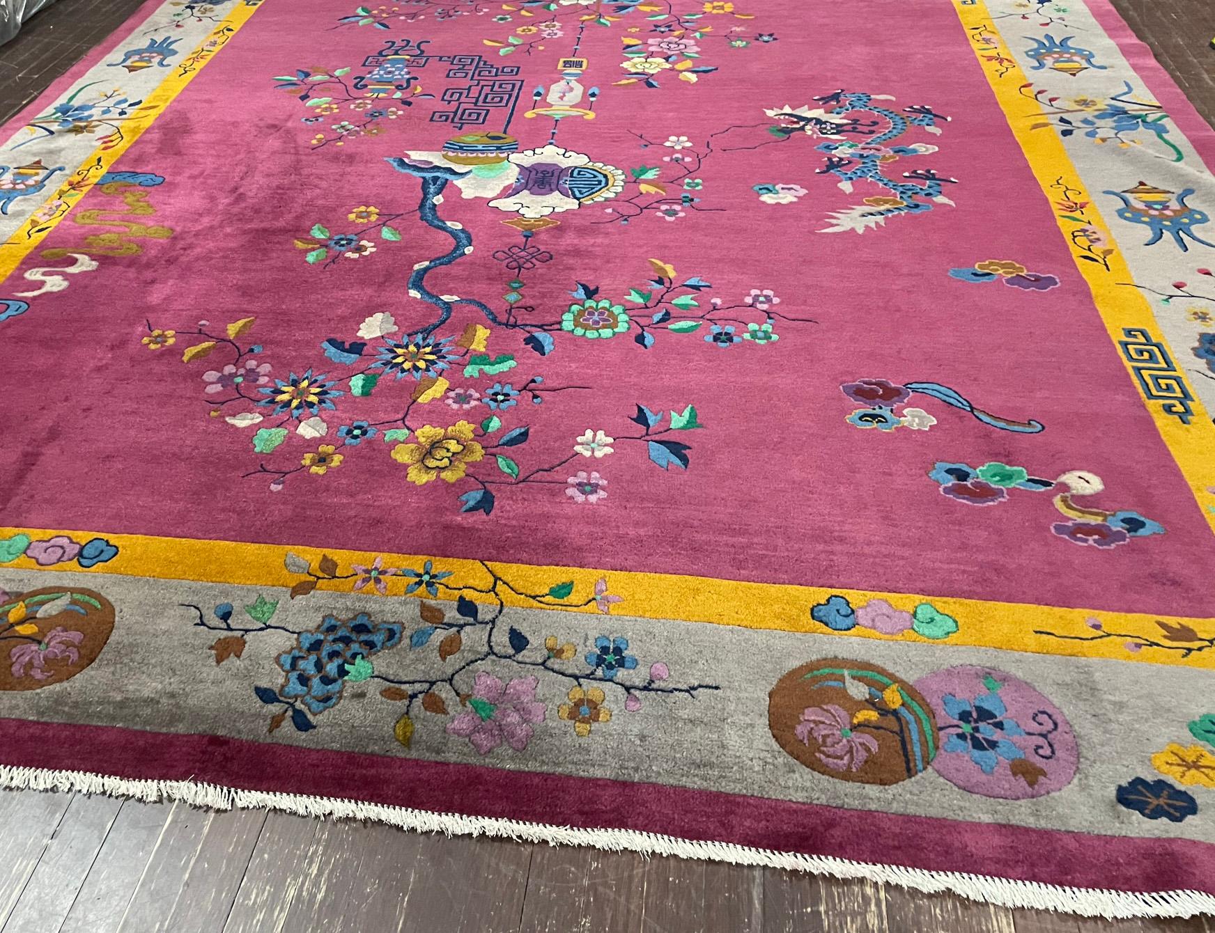 Chinois Tapis chinois Art Déco ancien, Tapis dragon, vers 1910 en vente