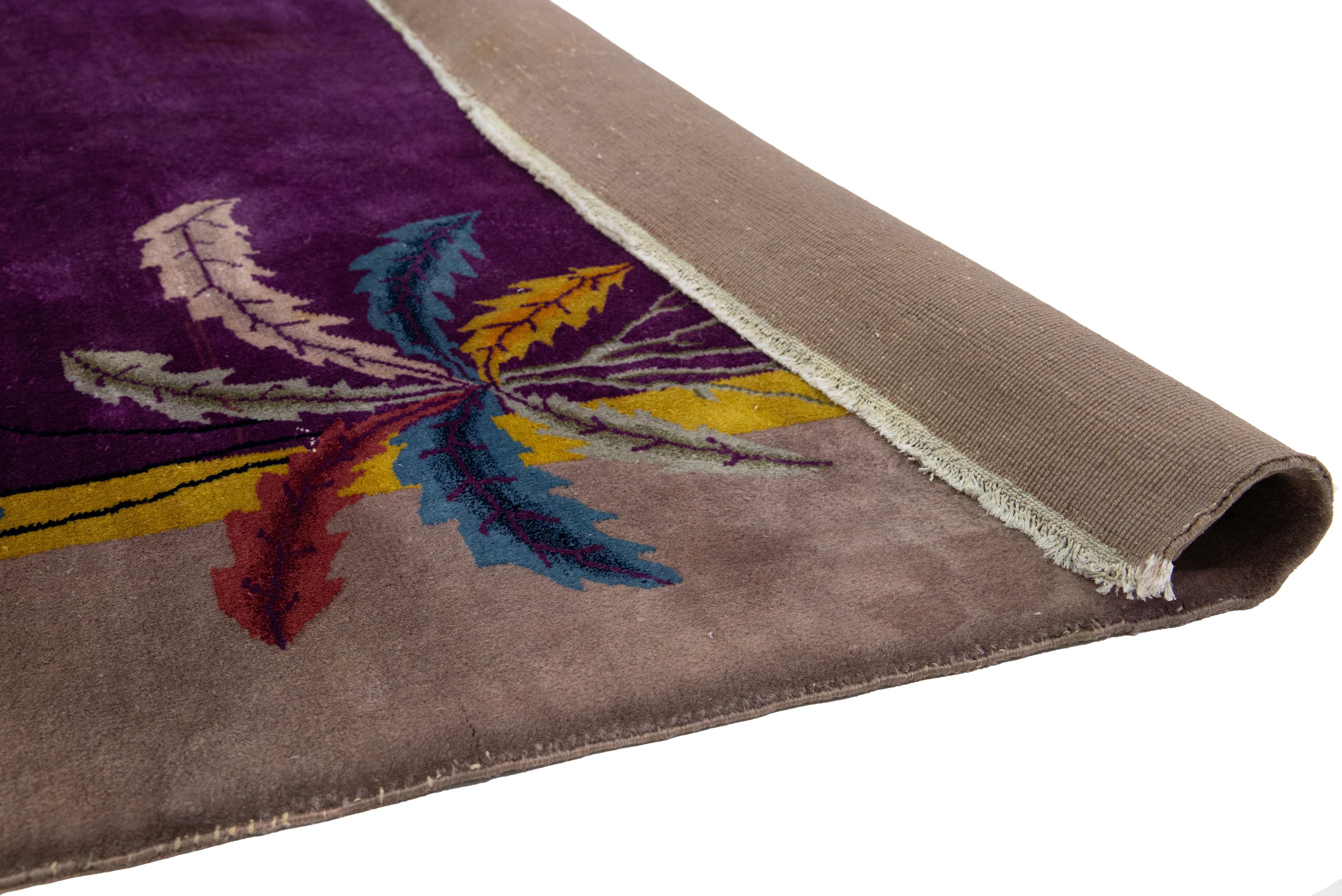 Noué à la main Arte Antiques Art Deco Chinese Floral Design/One Rug In Purple en vente