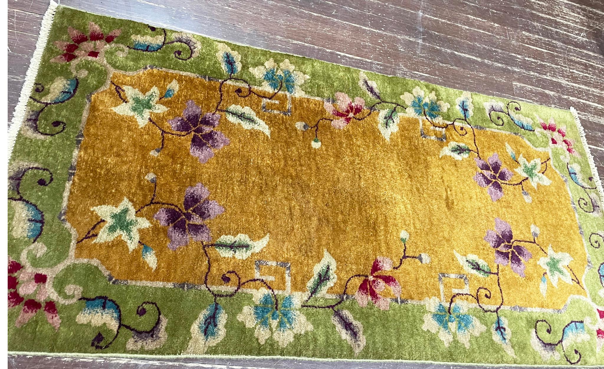 Antique Art Deco Chinese Oriental Rug, Gold In Good Condition In Evanston, IL