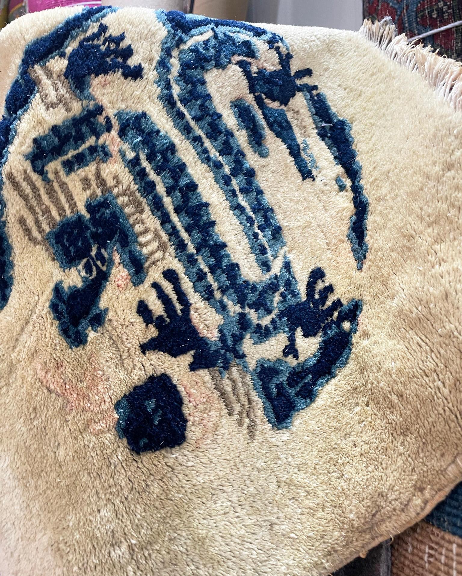Chinois Arte Antiques Art Deco Chinese Peking Dragon Rug en vente