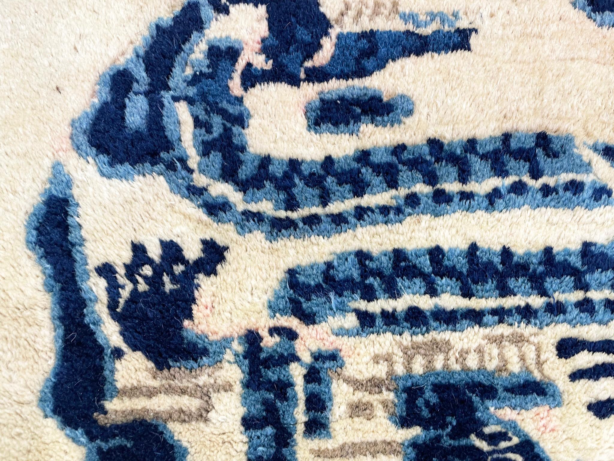 Noué à la main Arte Antiques Art Deco Chinese Peking Dragon Rug en vente