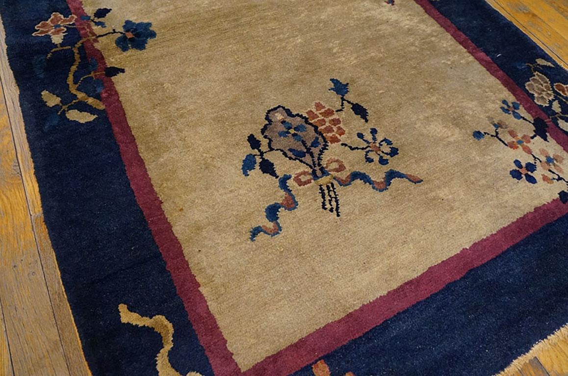Antique Art Deco Chinese rug, measures: 3'2