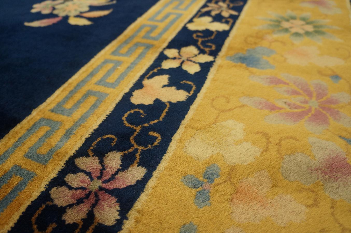 1920s Chinese Art Deco Carpet ( 8' 9'' x 11' 6'' - 266 x 350 cm ) For Sale 4