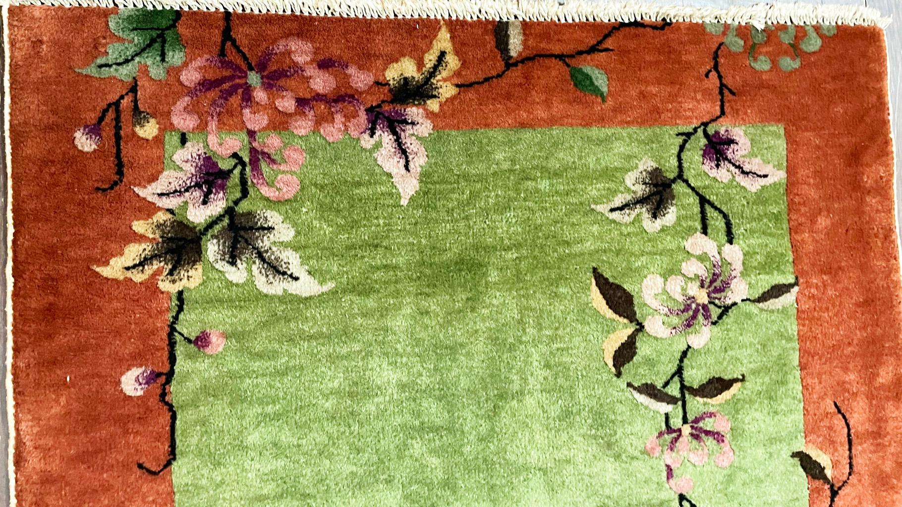 Antike handgefertigte Art Deco Chinesische Teppiche, c-1920's, 3' x 4'10