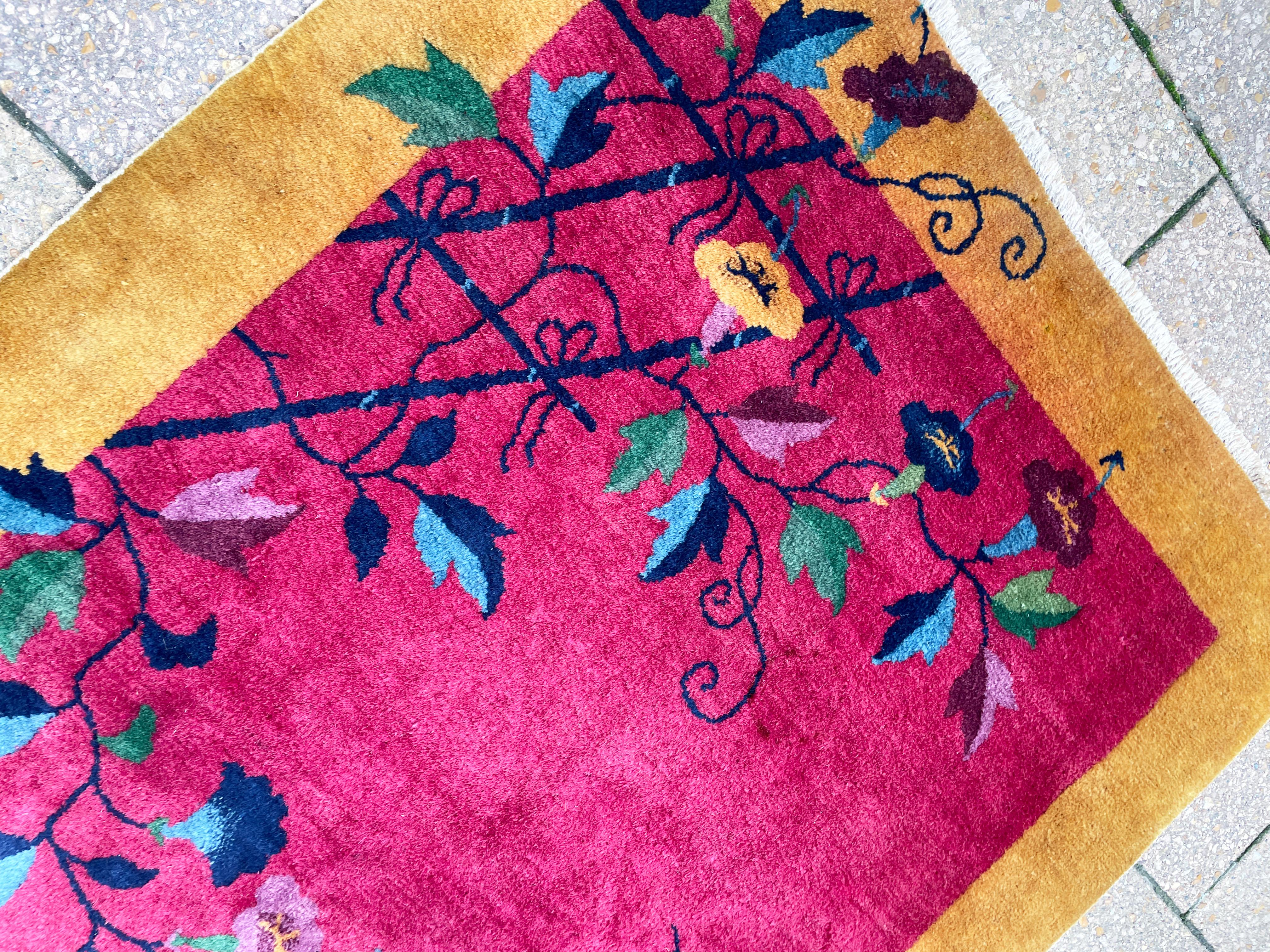 20th Century Antique Art Deco Chinese Rug, Flower lovers, 3'1